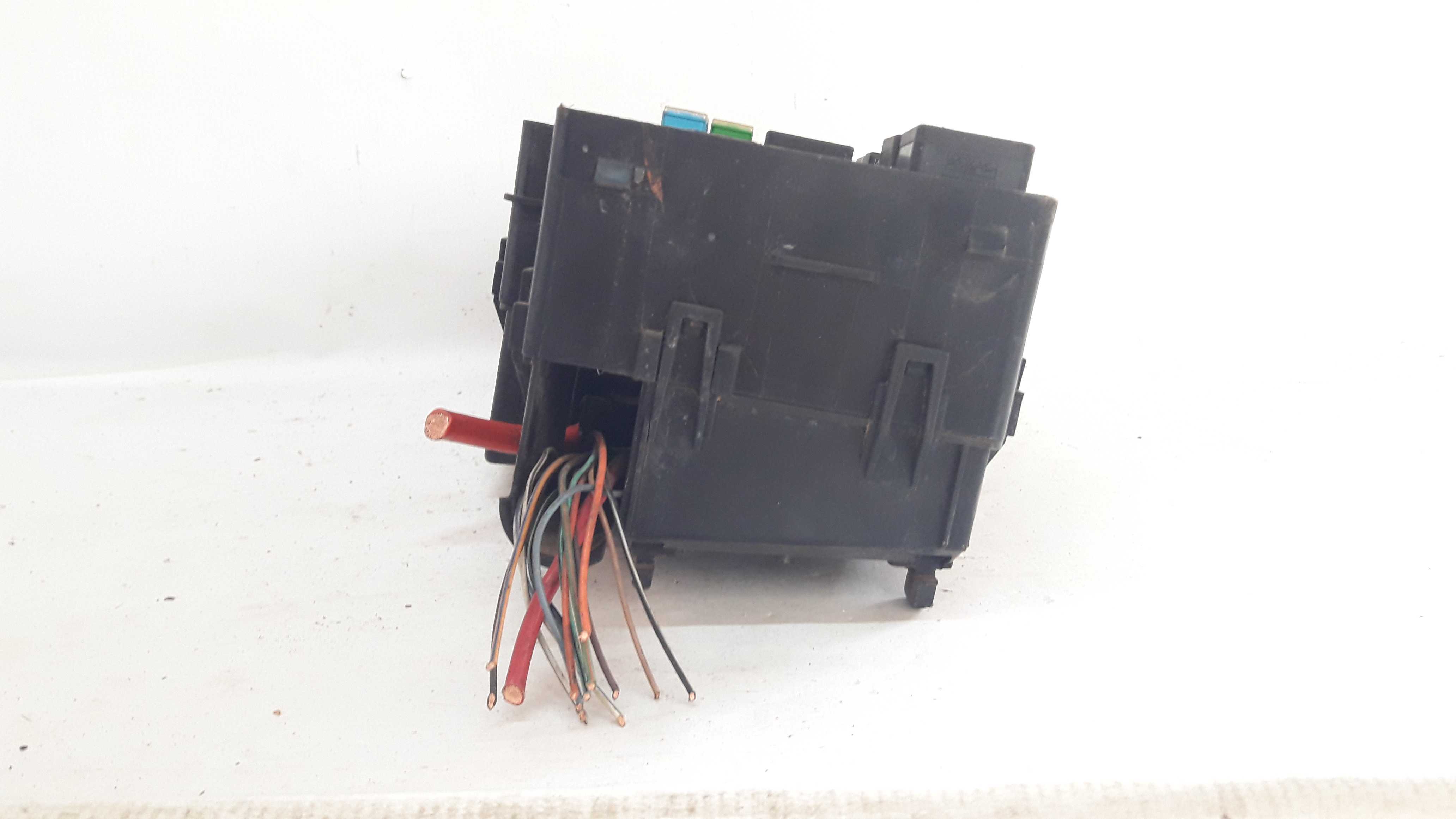 Caixa Fusível Rele Focus 1.6 16v 11 Manual Am5514k733bnb 8