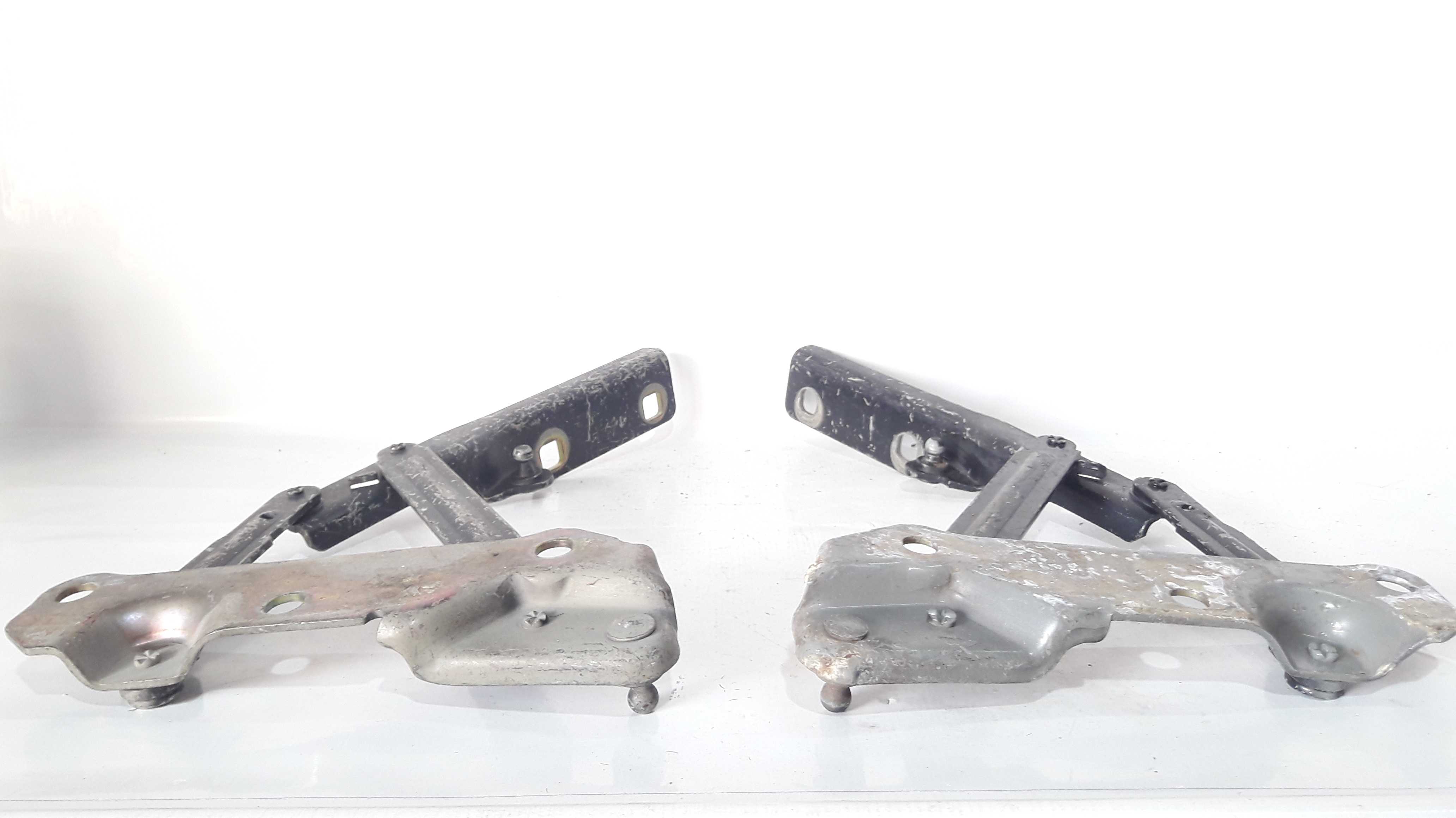 Par Braço Dobradiças Capô Vectra 96/06 4