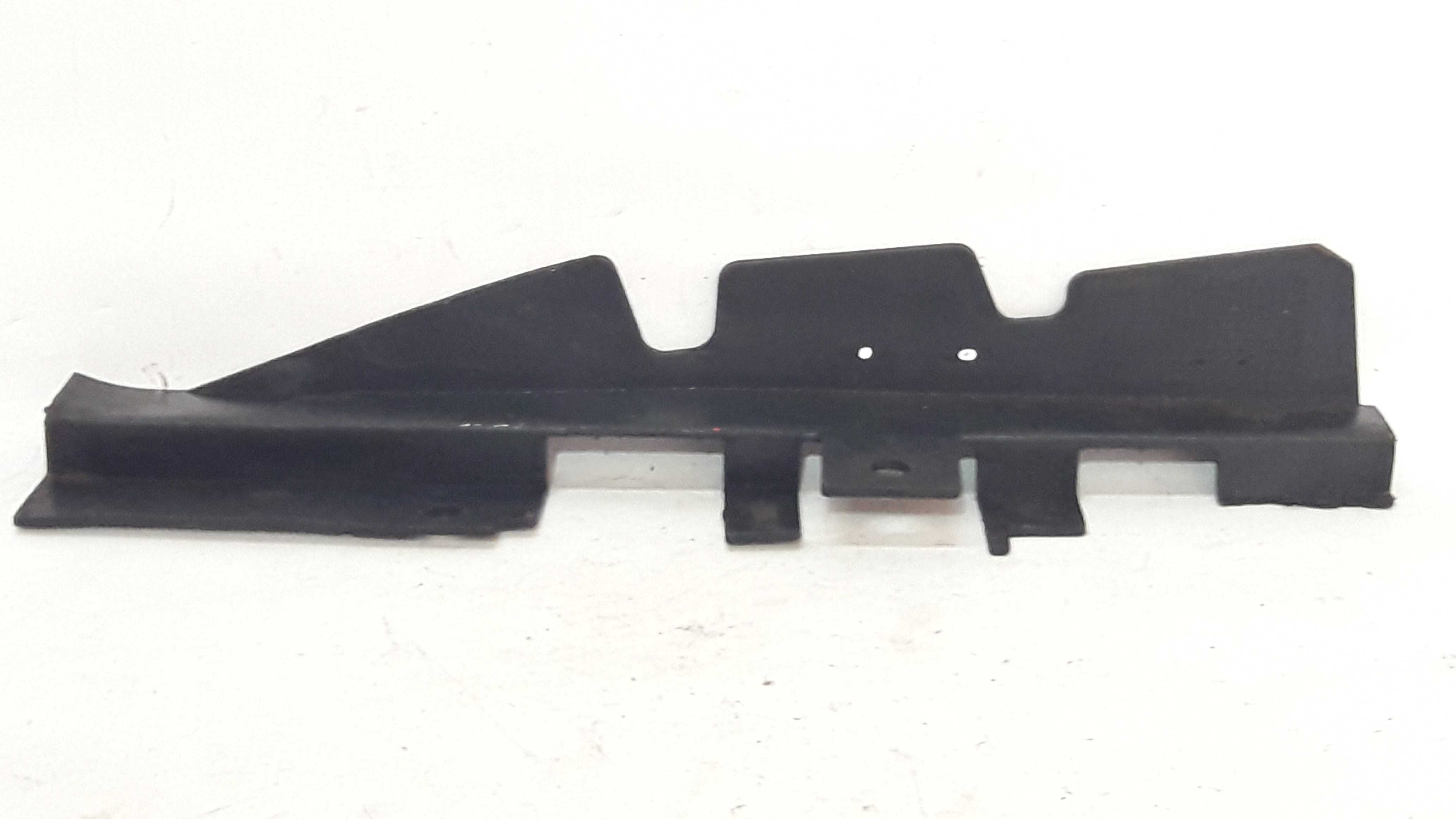 Defletor Lateral Esquerdo Radiador Meriva 3/12 93329414