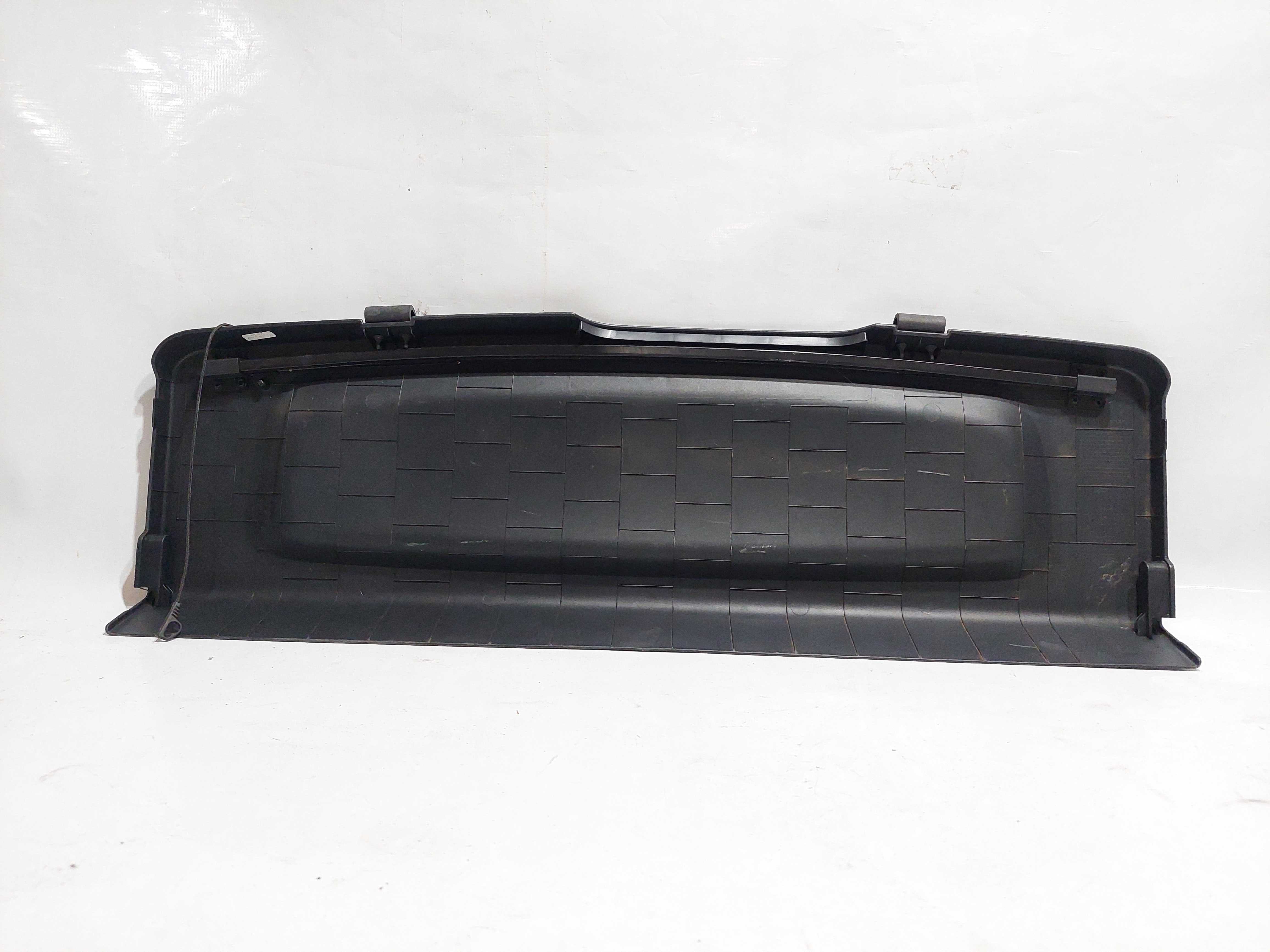 Tampão Traseiro Mobi Bagagito Fiat Mobi Original 100227932 4