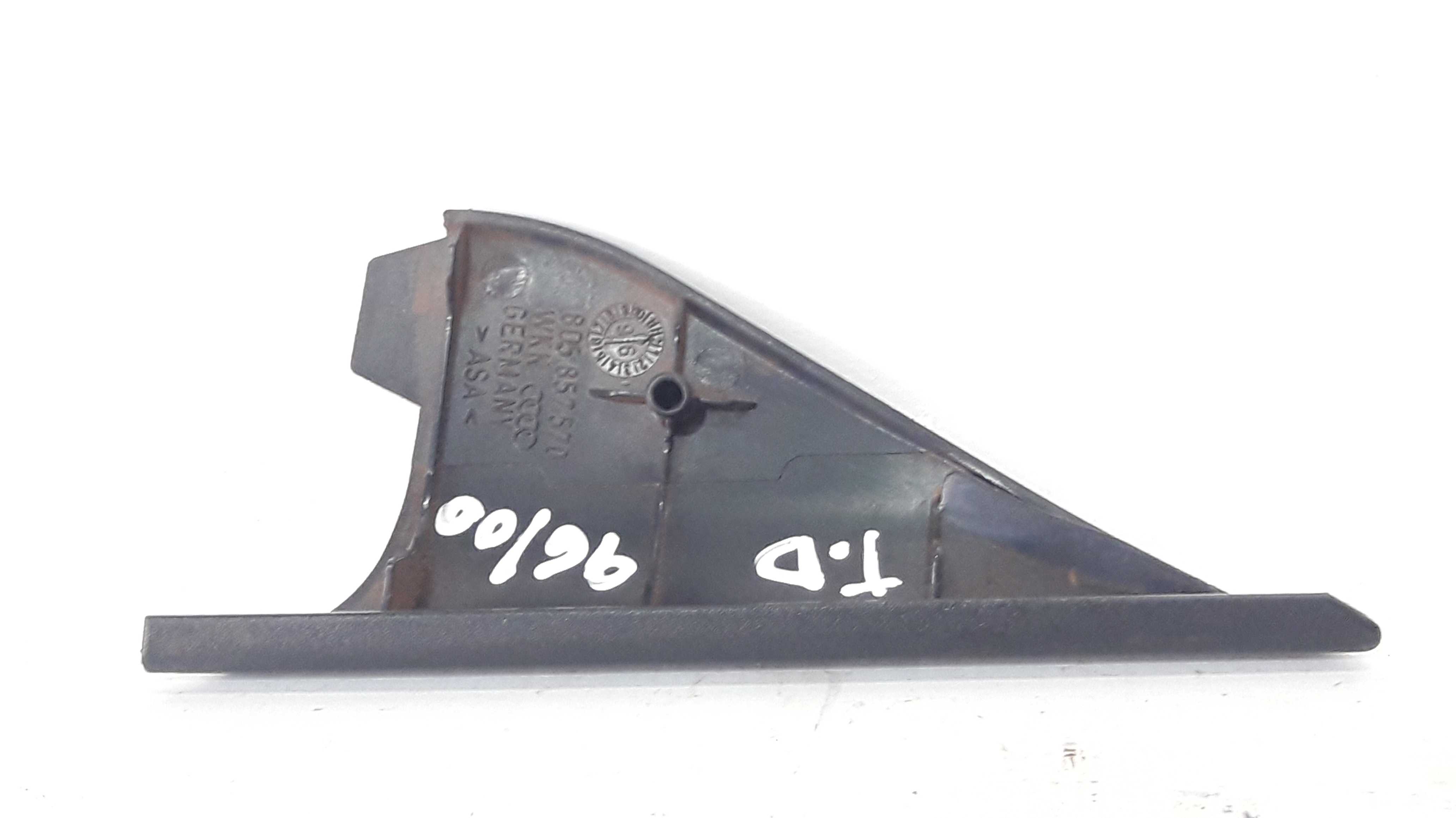 Moldura Interna Traseira Direita Audi A4 96/00 8d5857570 5