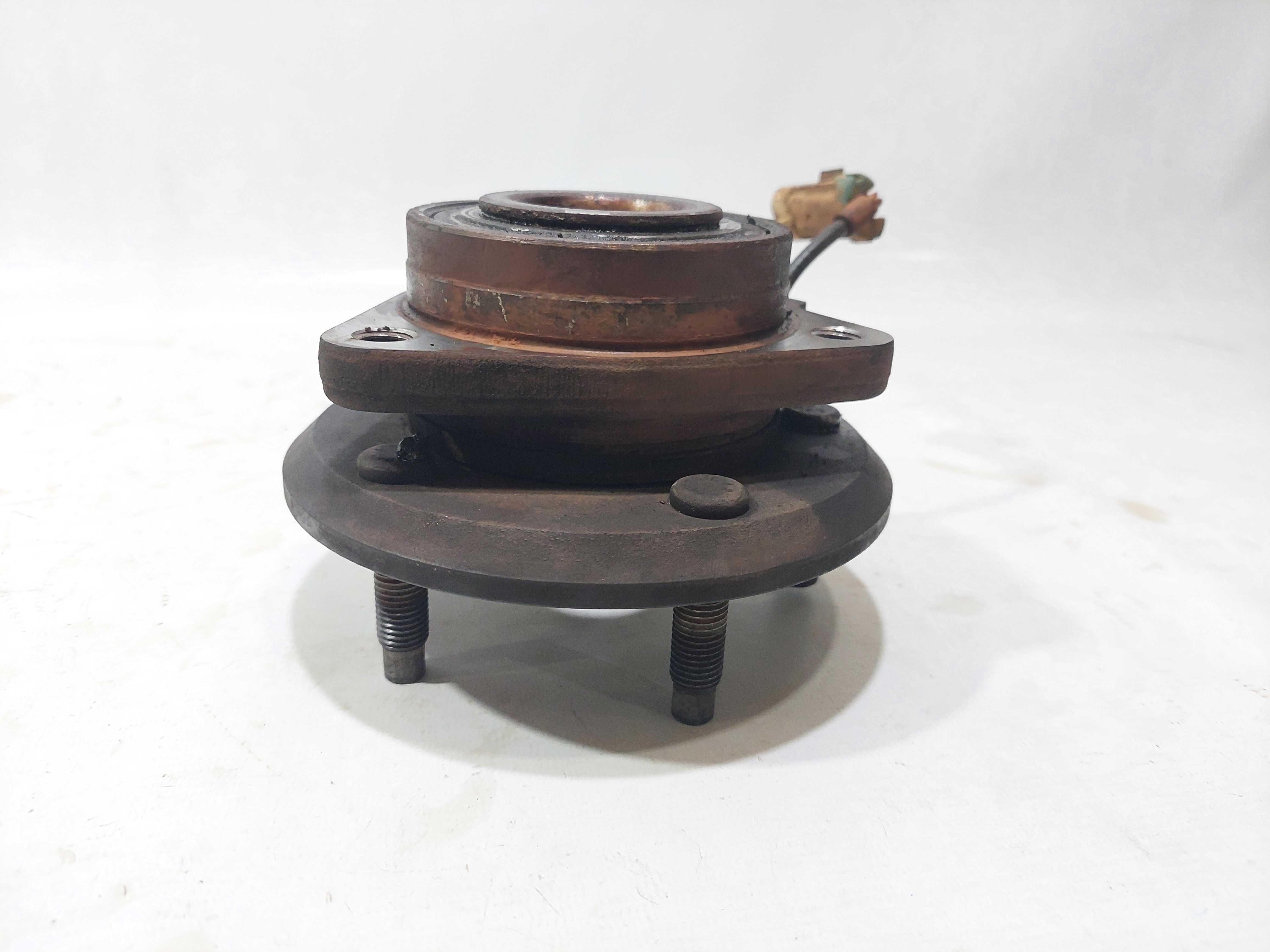 Cubo Roda Dianteira Direita Captiva Sport 2009/13 2.4