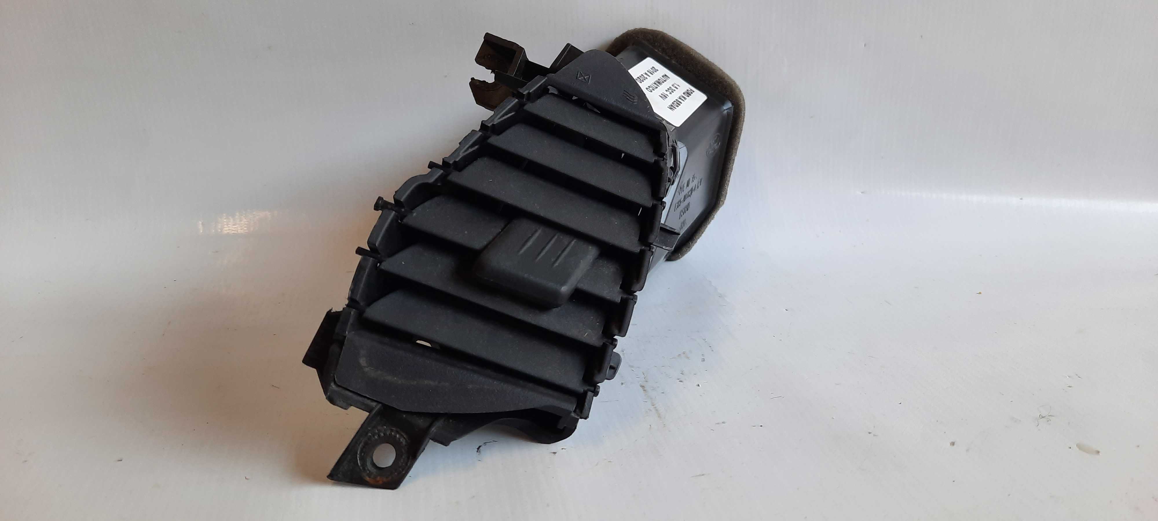 Difusor Ar Lado Direito Ford Ka 17/20 E3b5a01820 Original