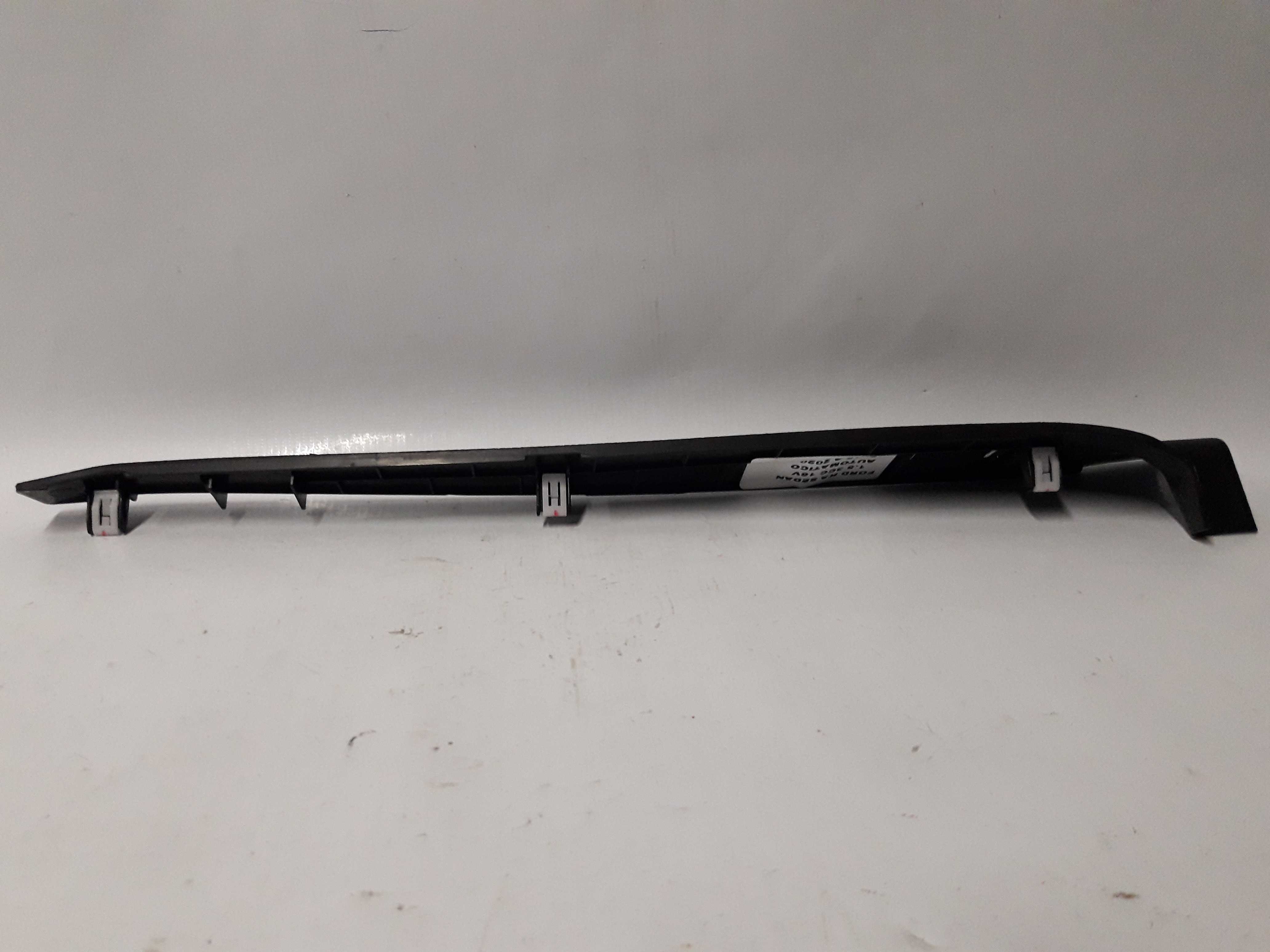 Moldura Lateral Direito Painel Ford Ka 17/20 E3b5a044c60 2