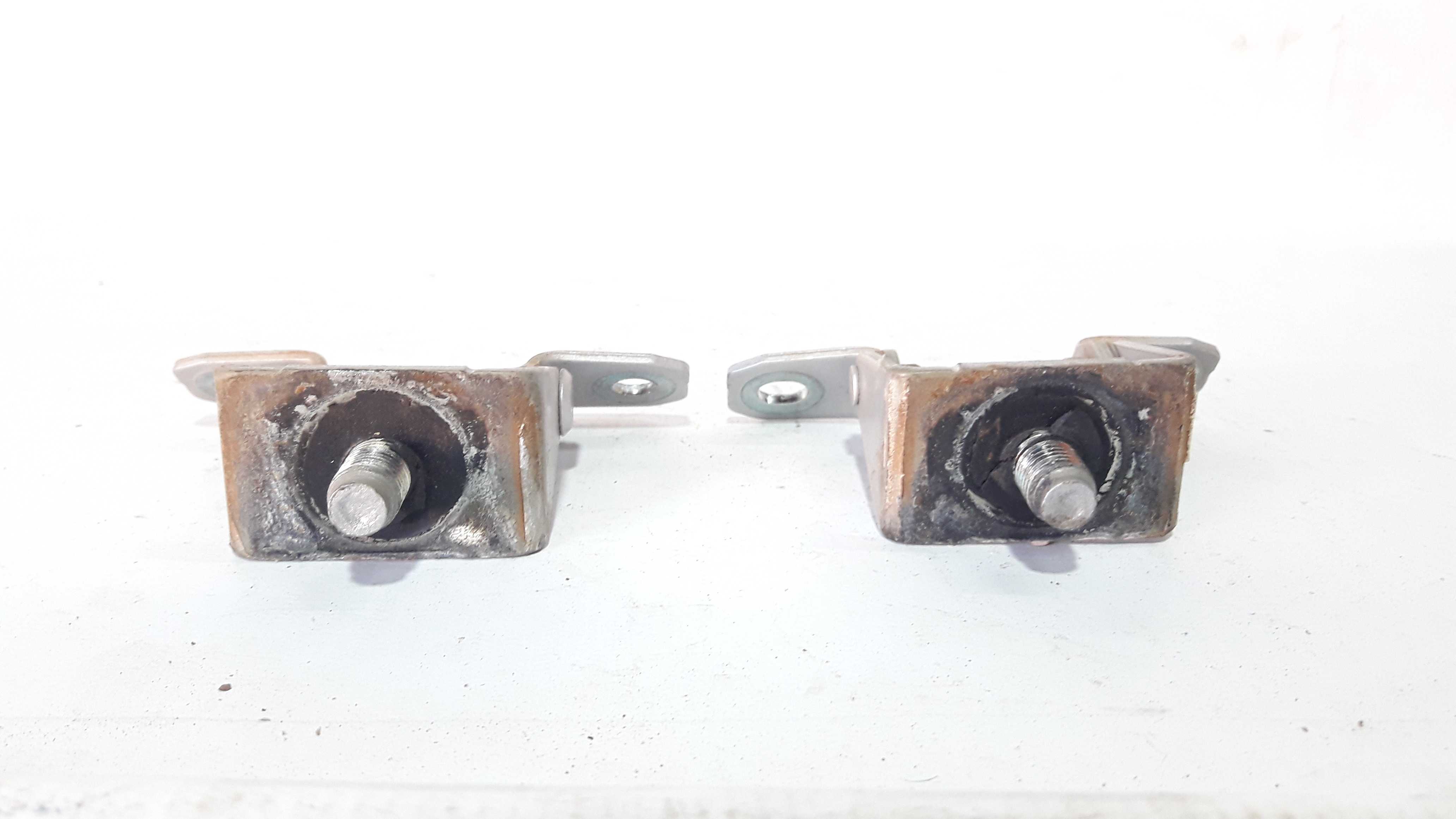 Dobradiça Tampa Traseira Malas Tiida 2011 25344 3