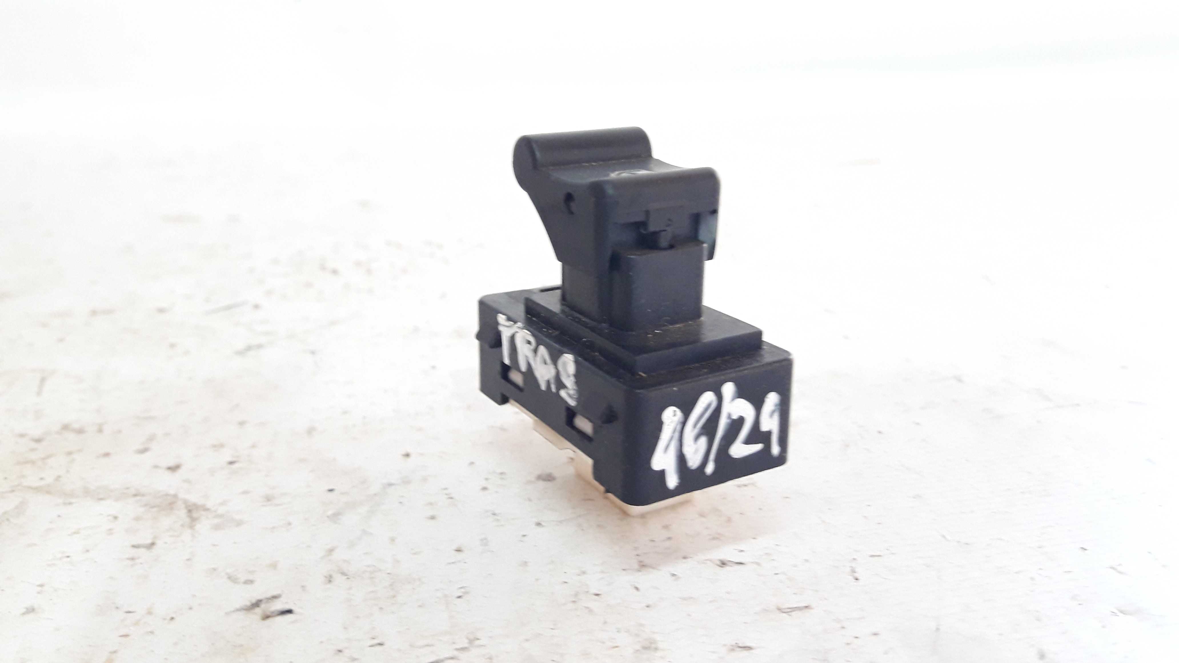 Botão Vidro Elétrico Traseiro Toro 16 A 21 7