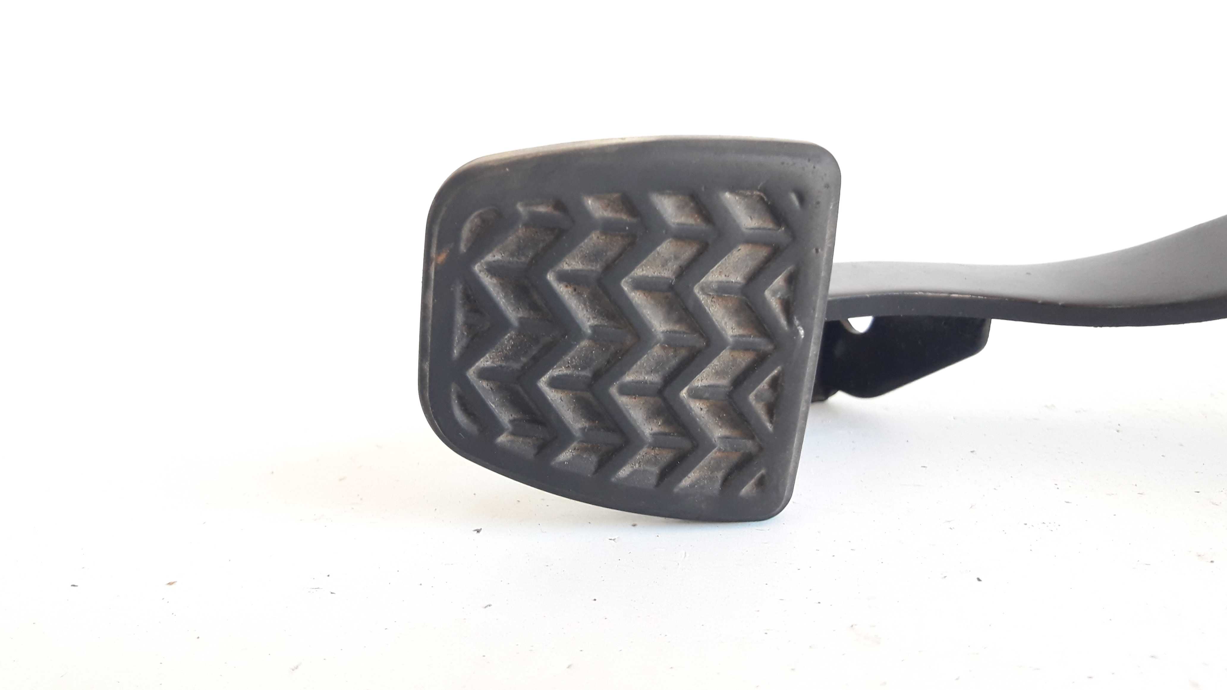 Pedal Embreagem Toyota Etios Seda Manual 13/15 Original 2