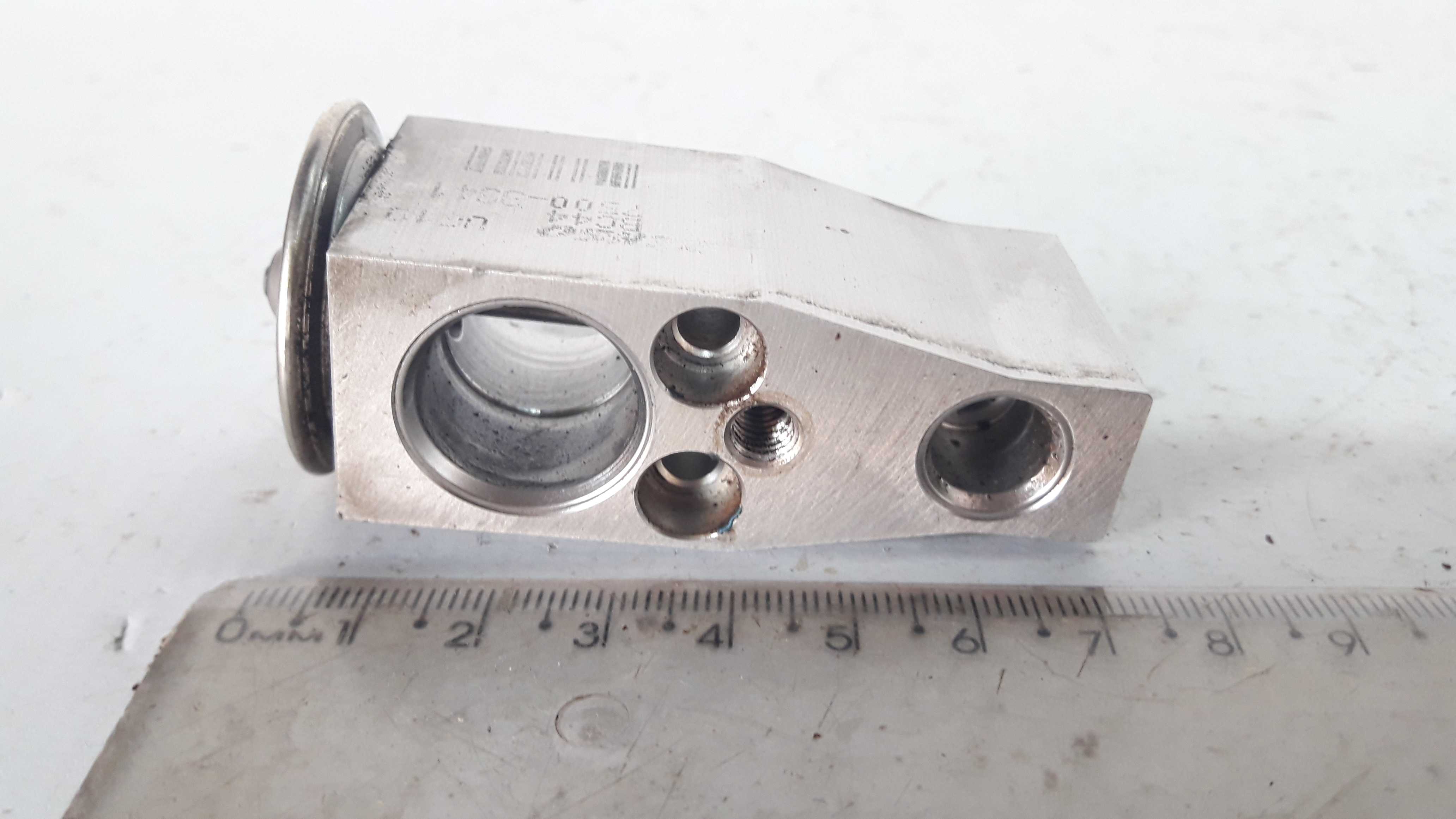 Válvula Block Corolla Xrs 17/19 75003341 053117d1656 3