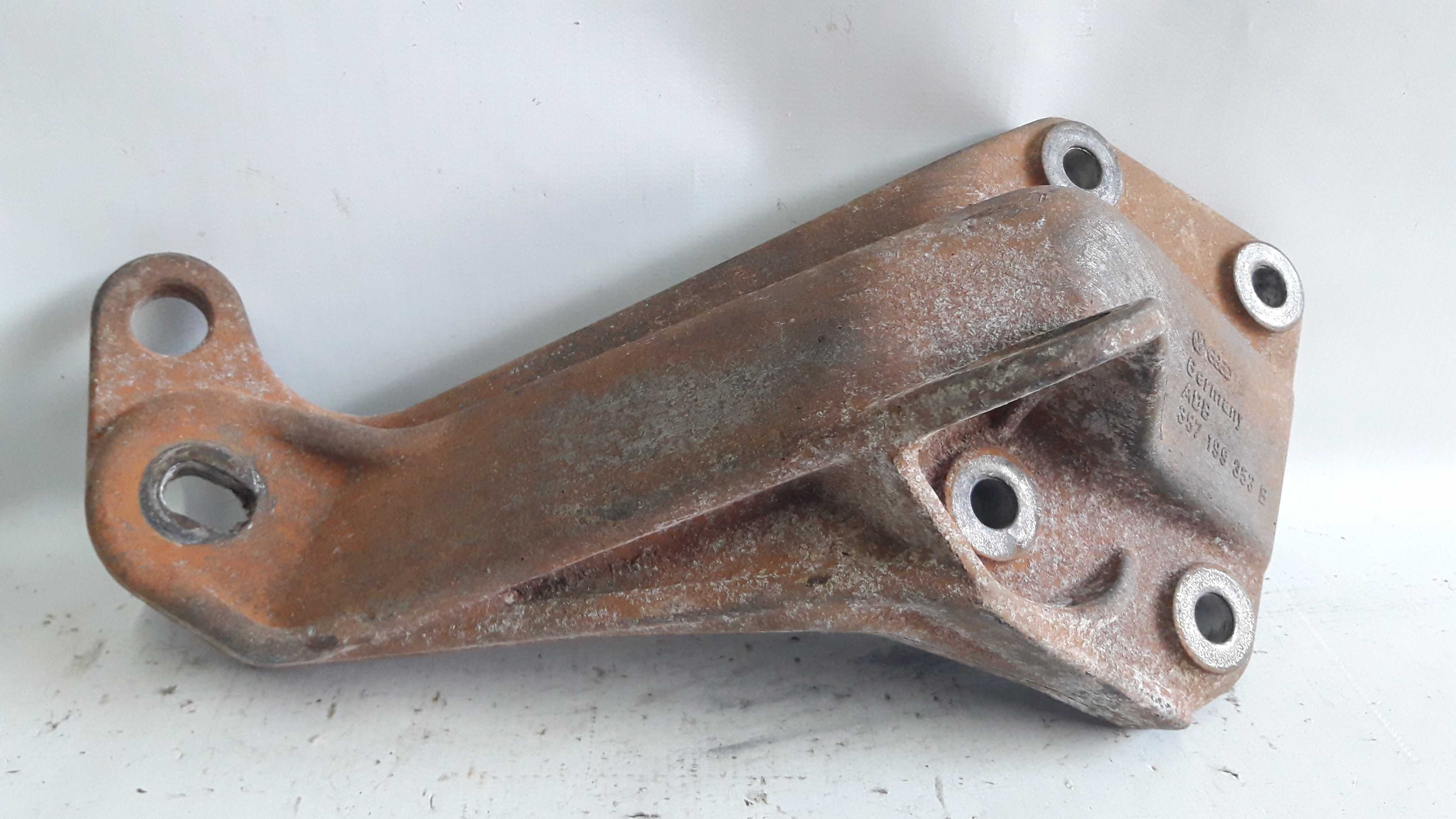 Suporte Câmbio Golf 94 Passat Alemão Aut 357199353 Original