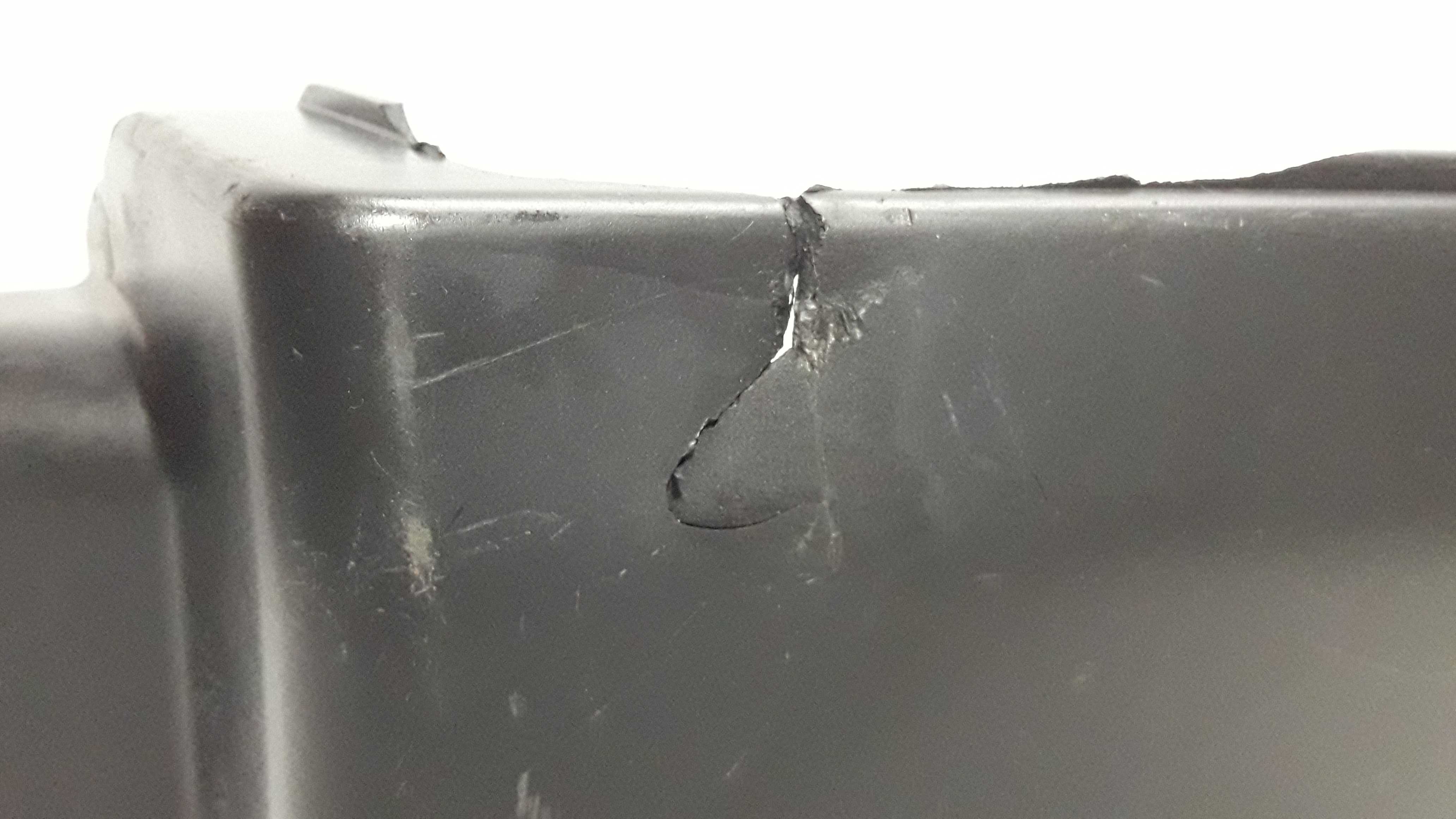 Tampa Caixa Fusíveis Strada 1.4 20/23 C Detalhe 52052702 2