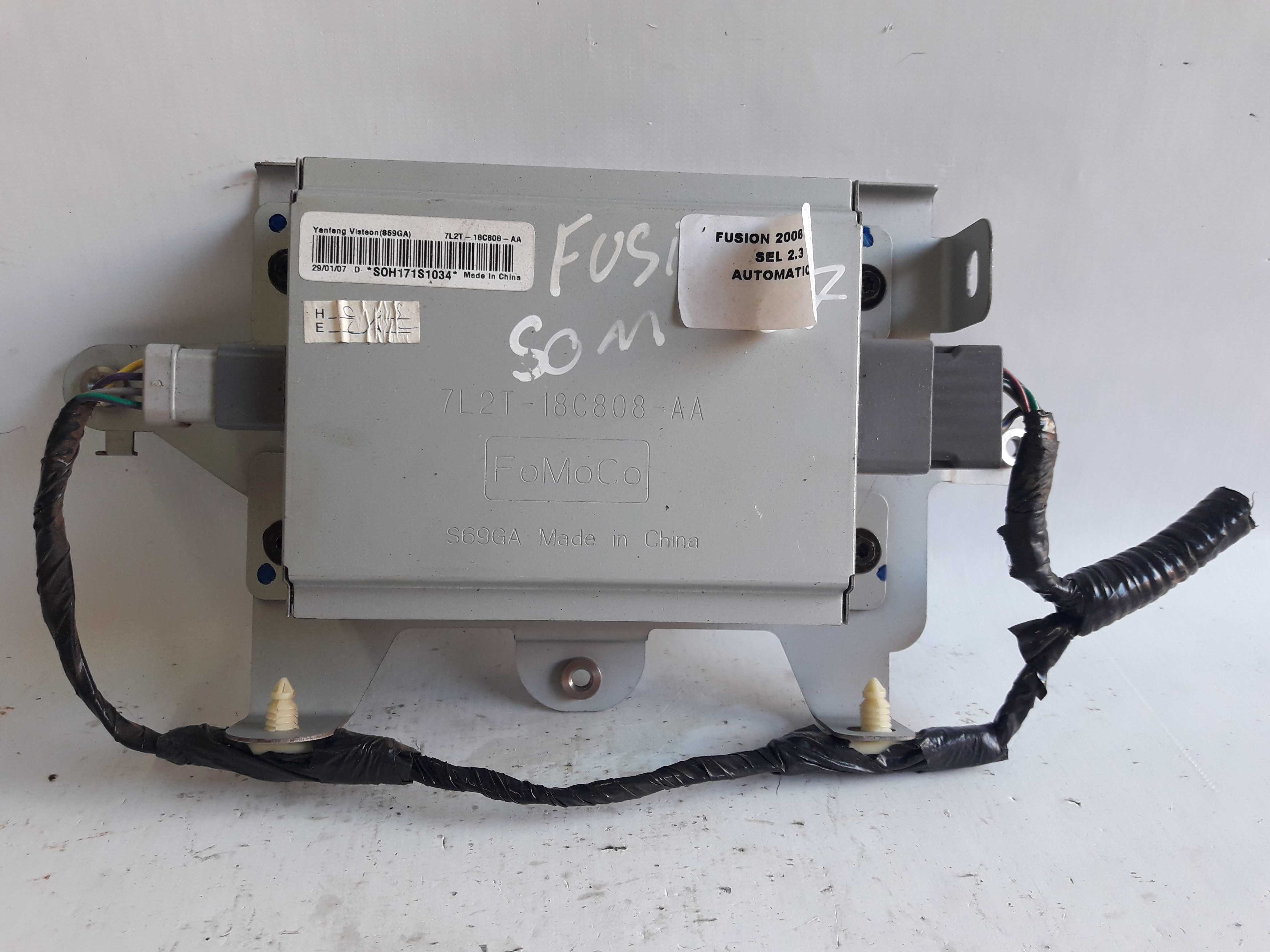 Módulo Amplificador Ford Fusion 06/2009 7l2t18c808 Original Prata 1