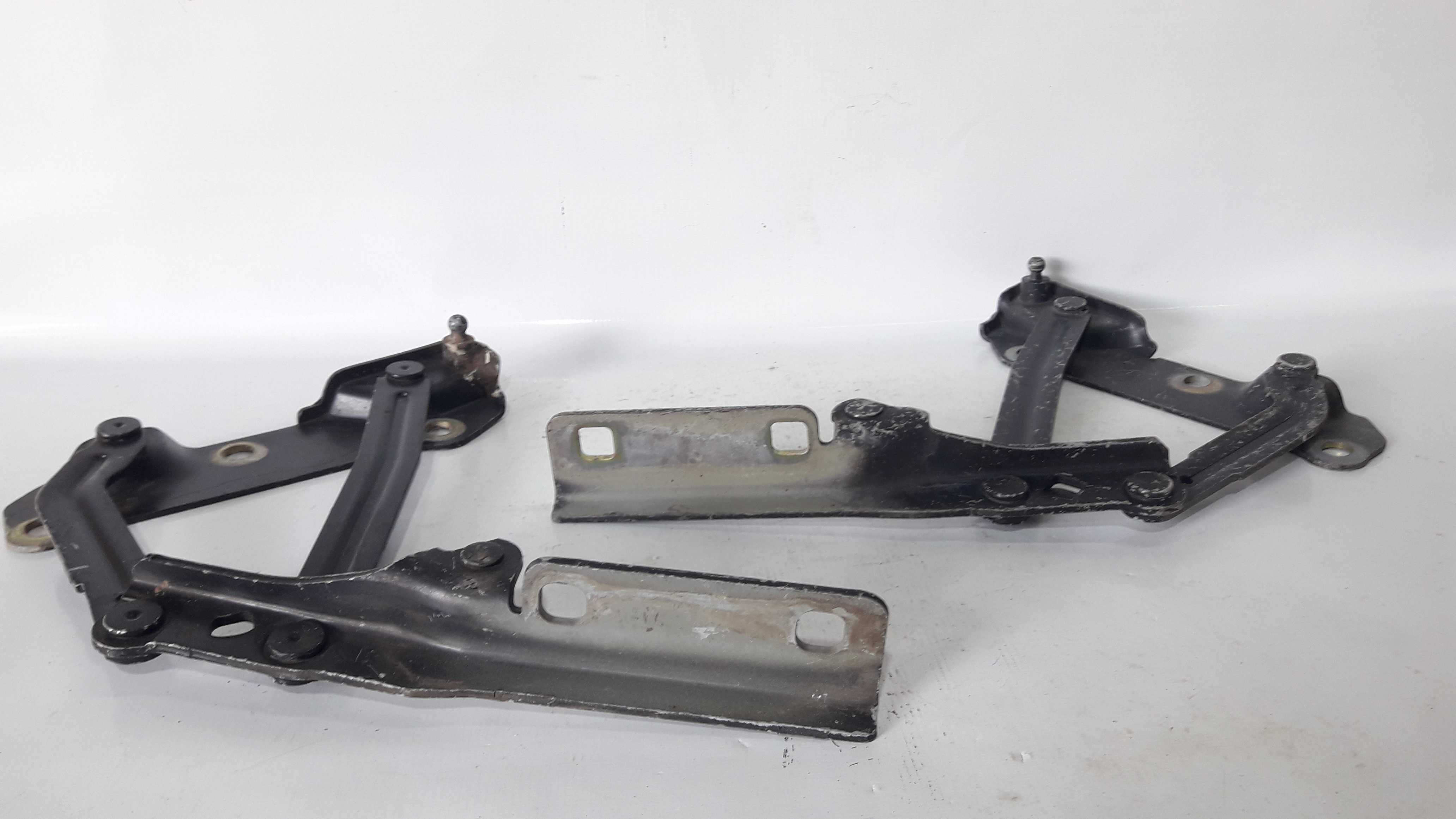 Par Braço Dobradiças Capô Vectra 96/06 3