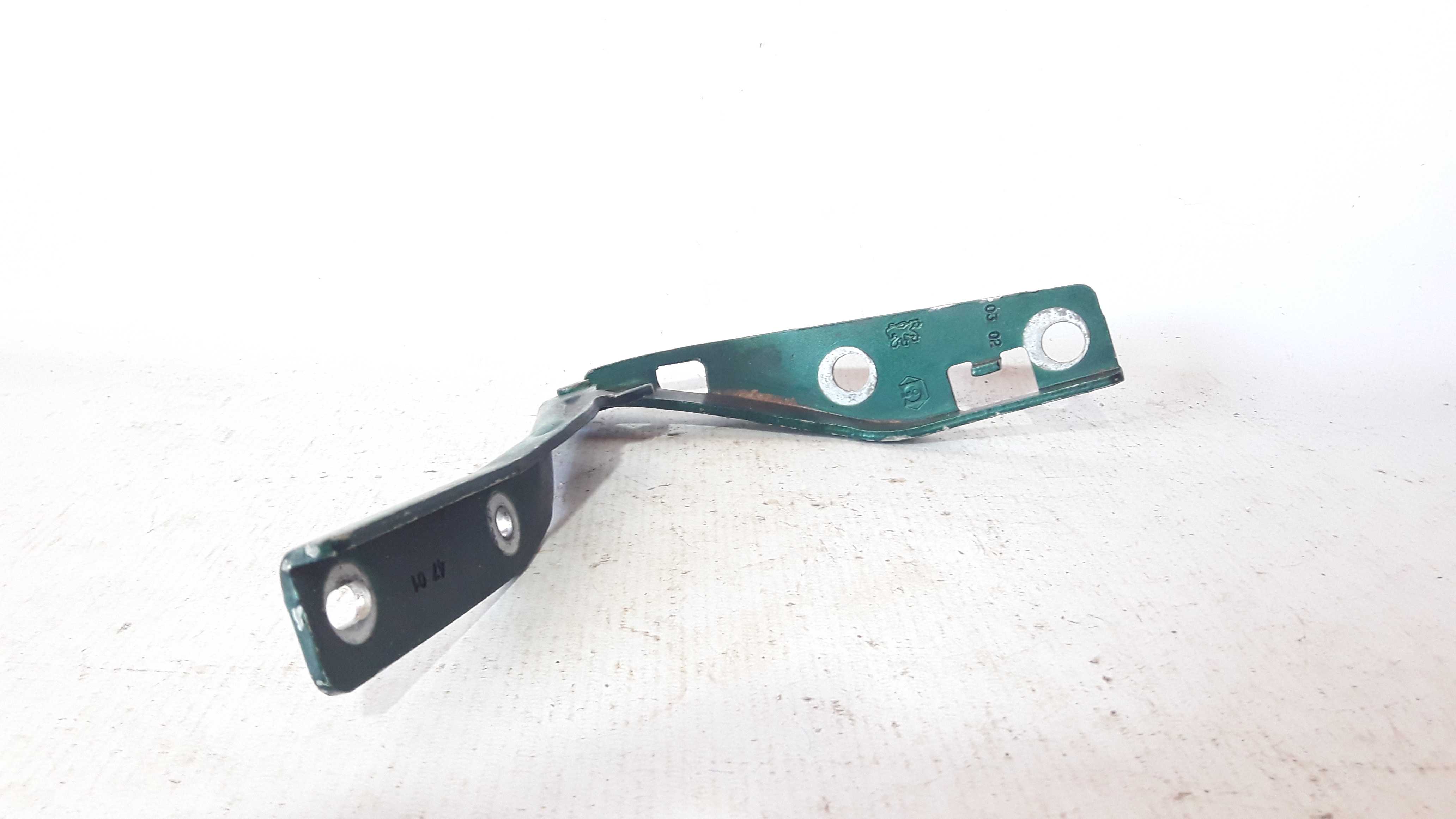 Dobradiça Esquerda Capô Peugeot 206/207 2