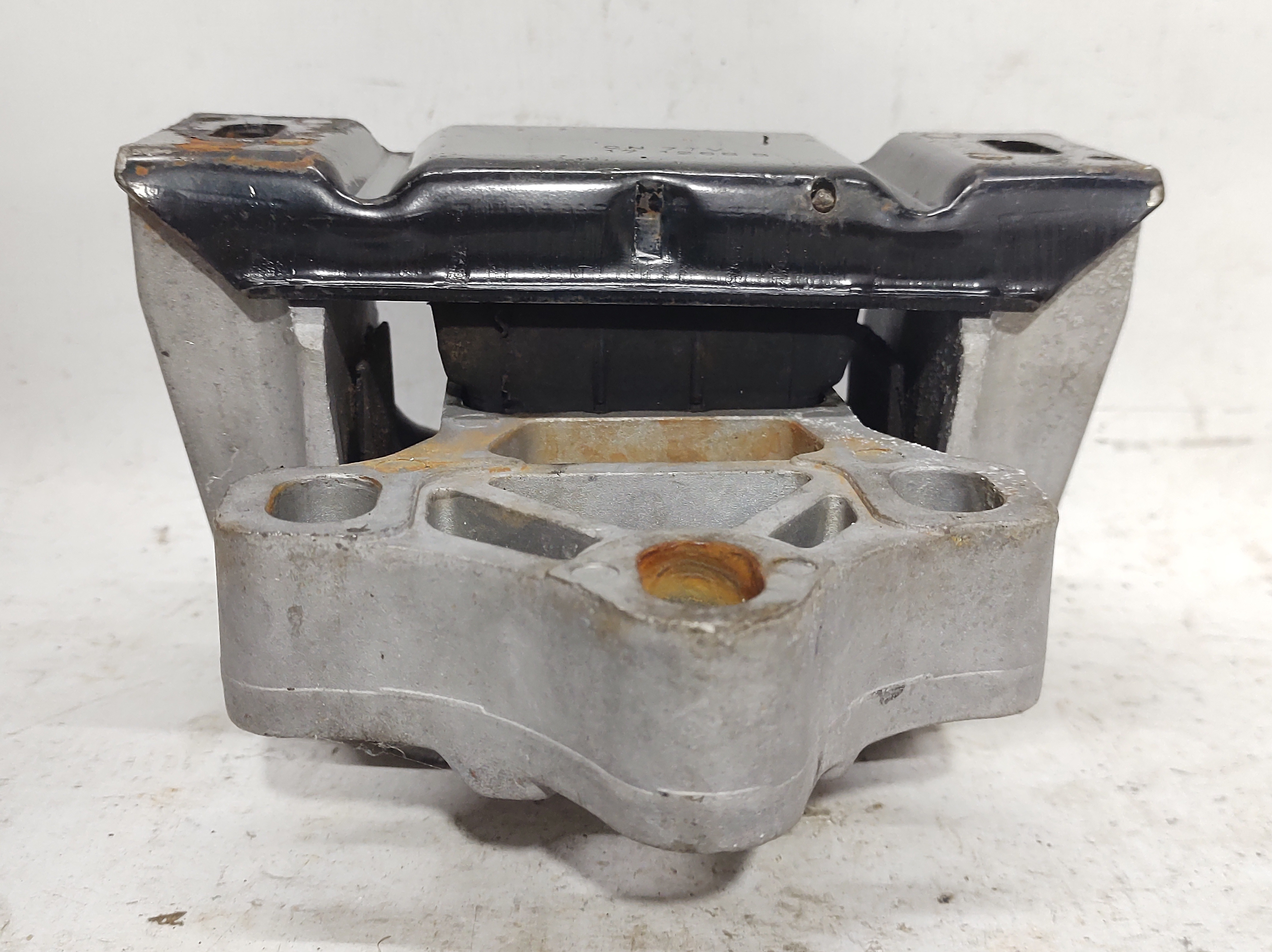 Coxim Esquerdo Motor Golf 1.6 Power 99 A 5 180199555b 6