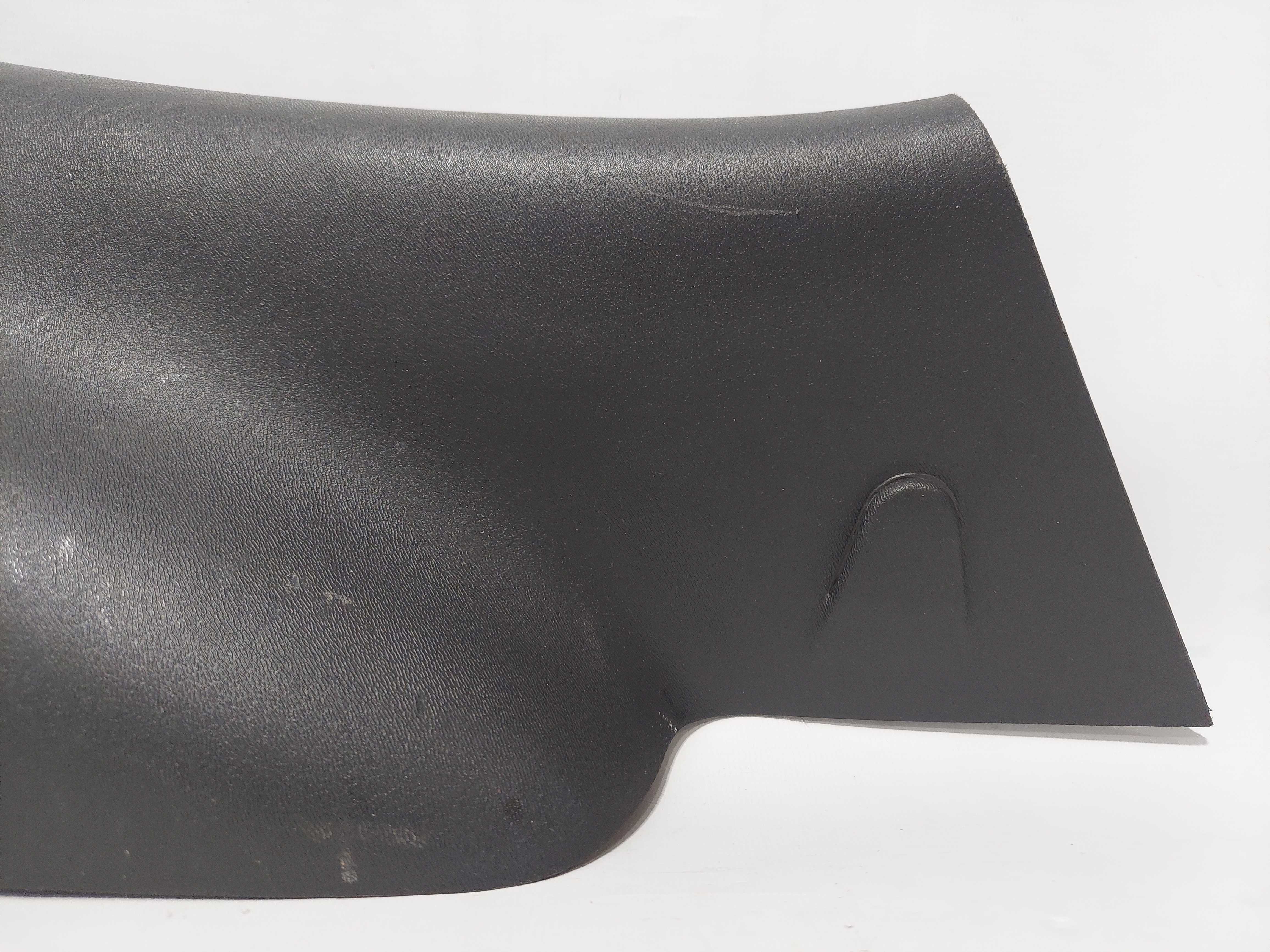 Moldura Acabamento Banco Tras Direito Audi A3 00 -8l4867768 2