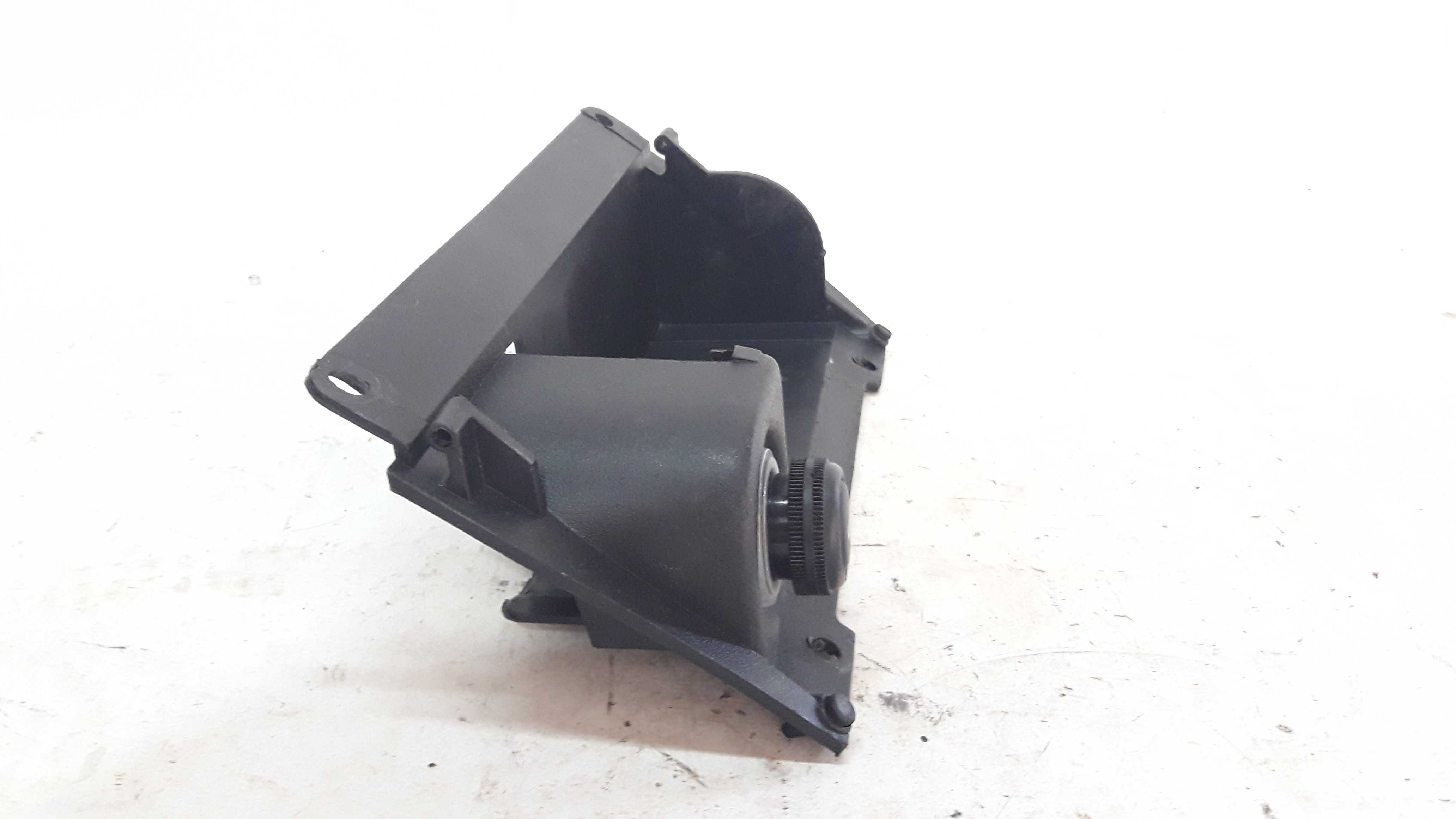 Cinzeiro E Acendedor Corsa Classic 96 A 11 90387710 8