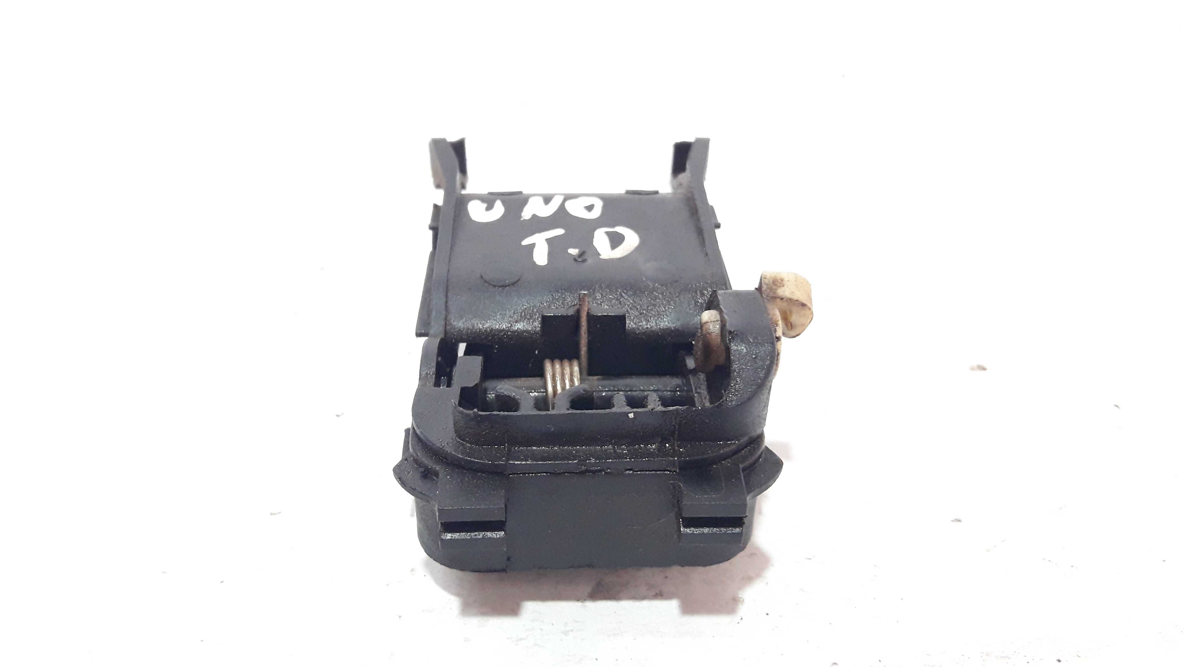 Maçaneta Int Traseira Direita Uno Mille 4/11 27538 – Preto – Traseira 6