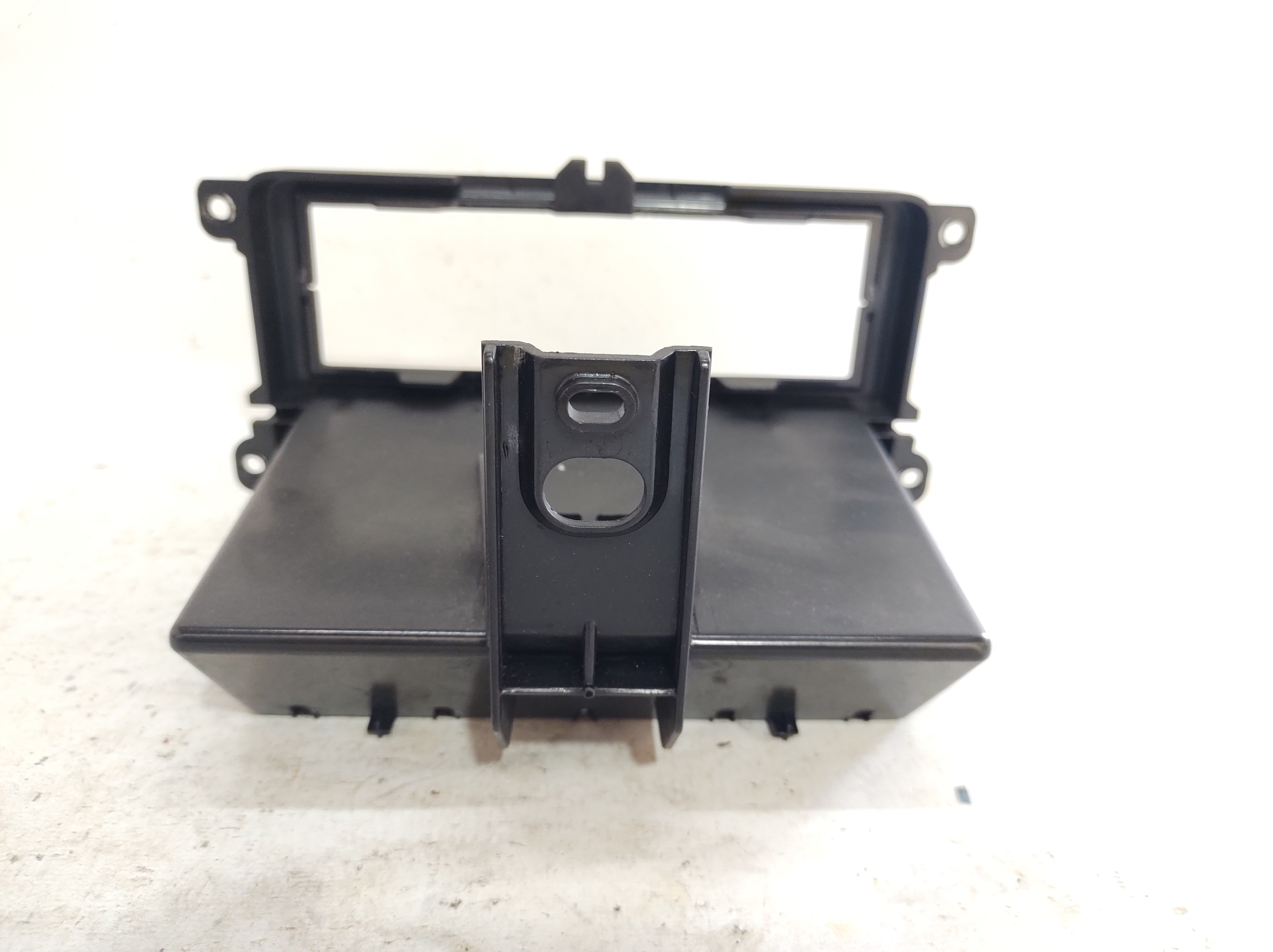 Moldura Painel Central Radio Gol 17 A 23 5u0857058 Preto 8