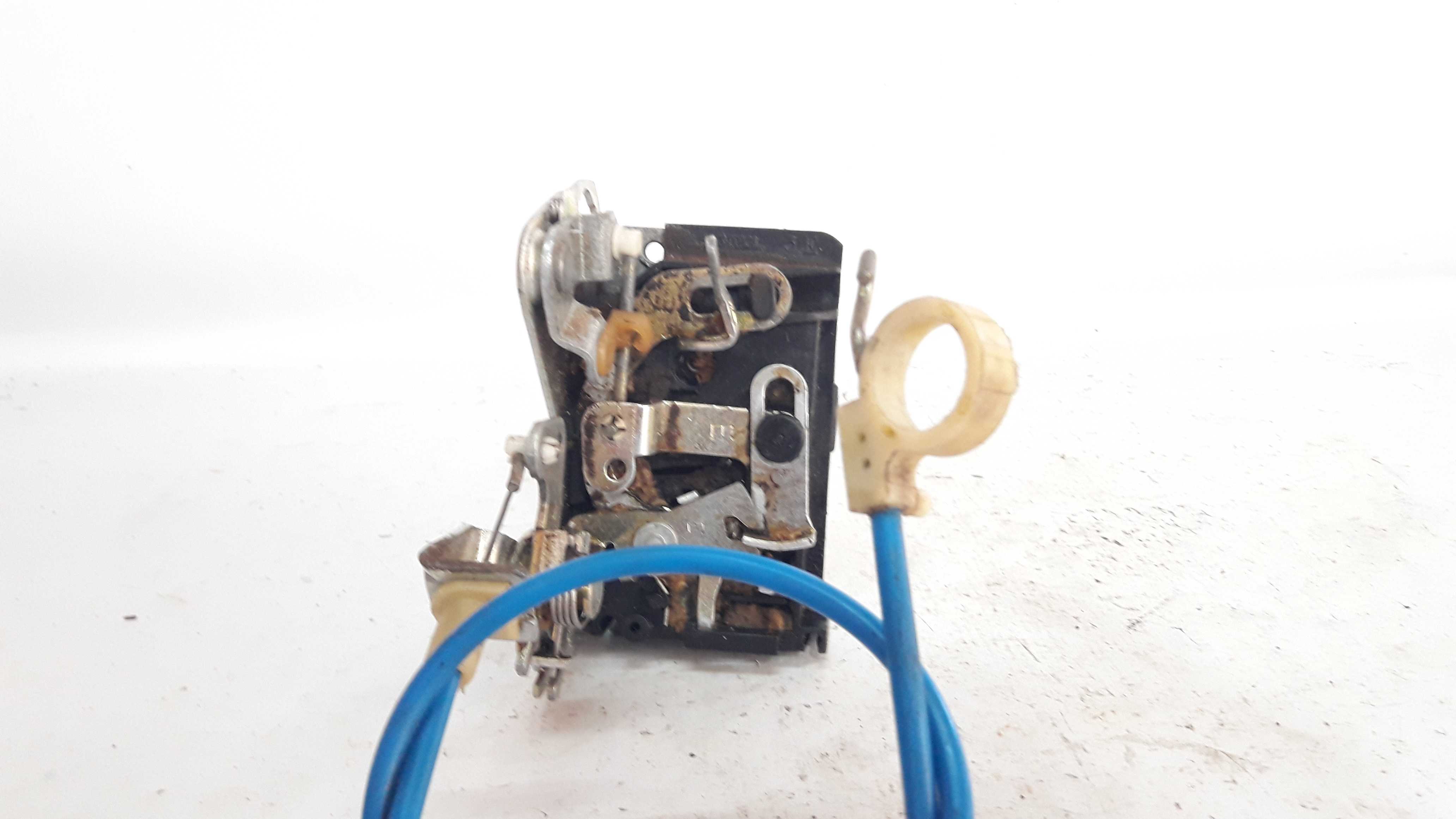 Fechadura Traseira Esquerda Fox 03 A 10 7