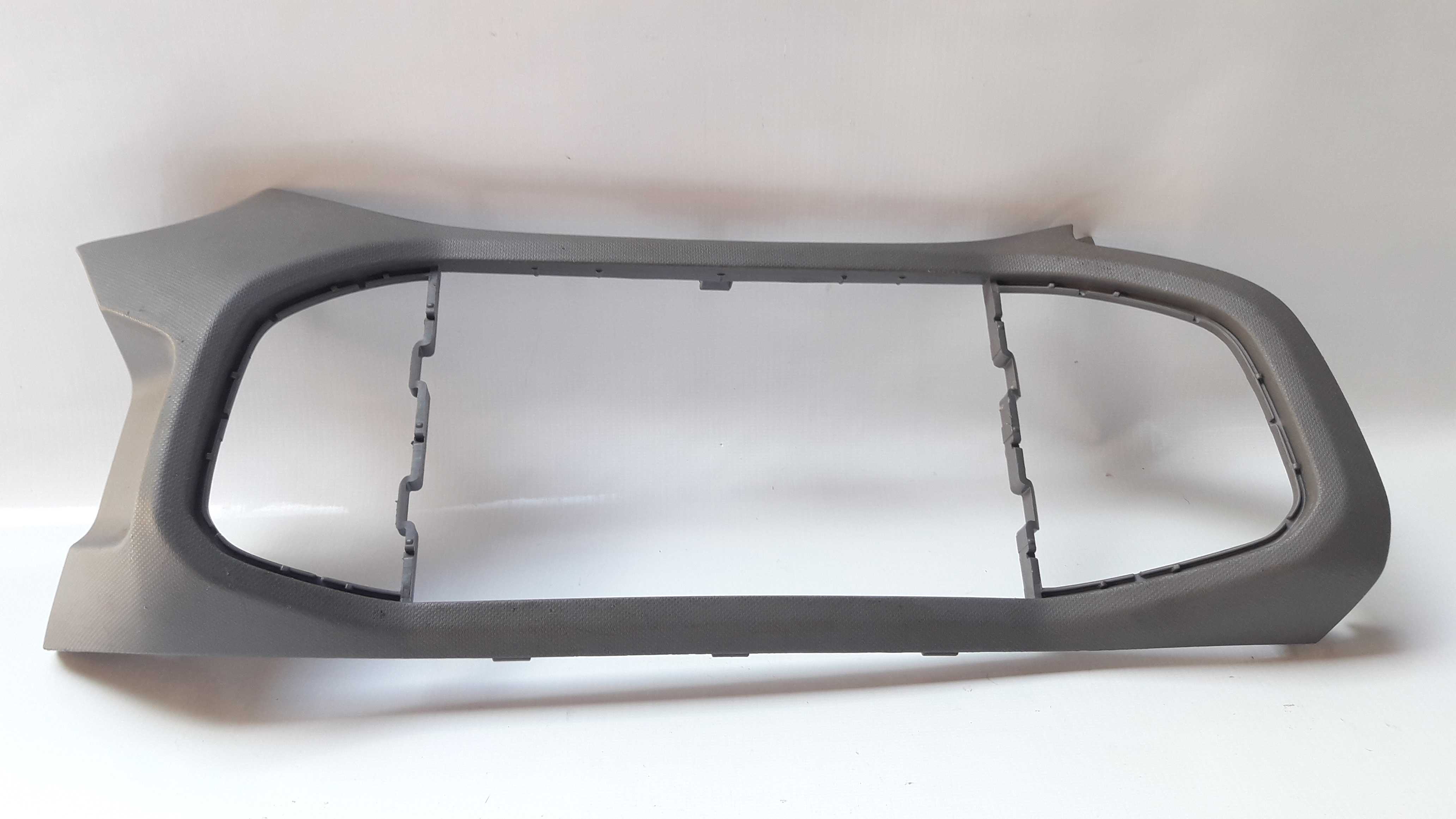 Moldura Acabamento Multimídia Ônix 17/19 52096475 Original 1