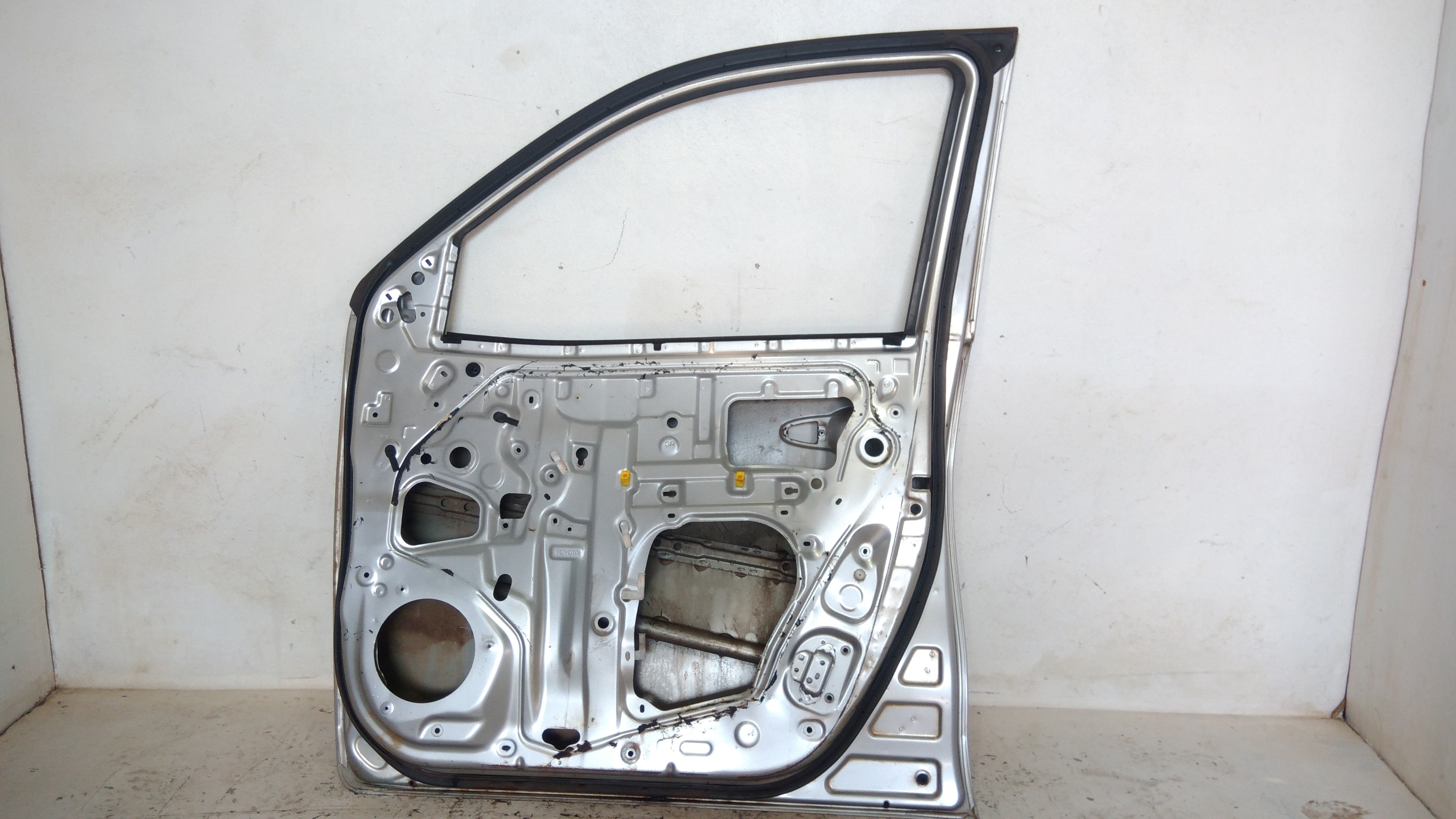 Porta Dianteira Direita Toyota Hilux 16/20 Cabime Dupla 2