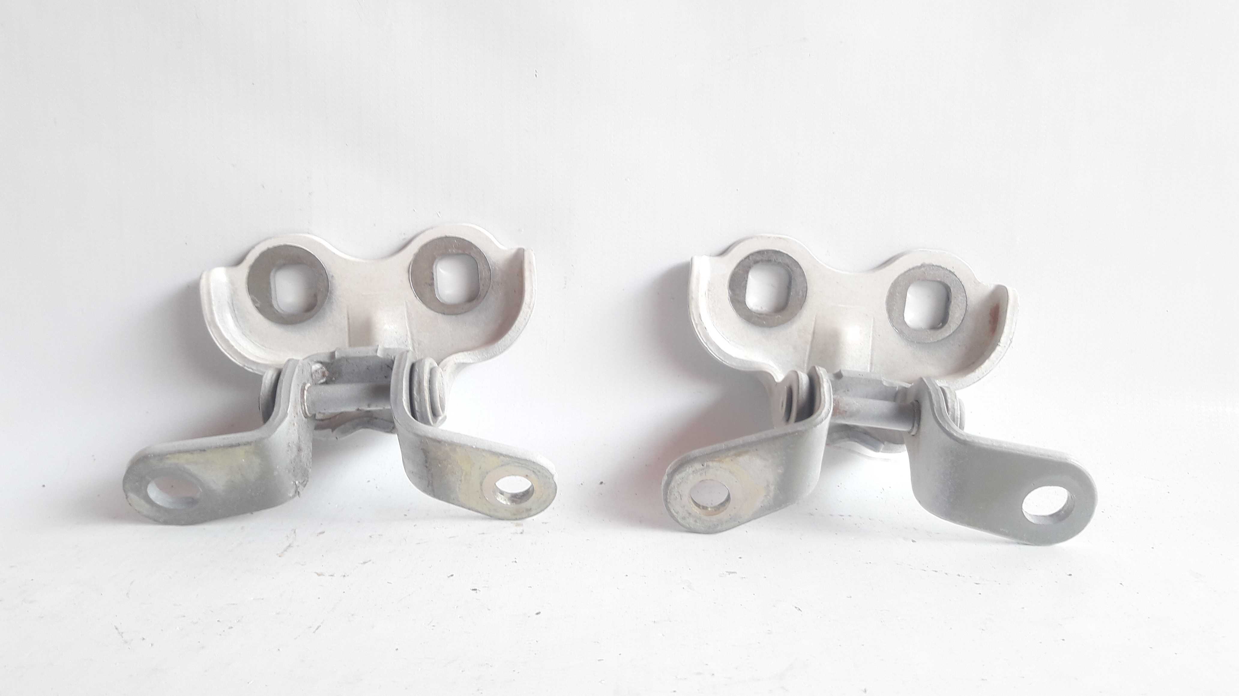 Par Dobradiça Porta Traseira Direita Ônix 2017/2019 Original 3