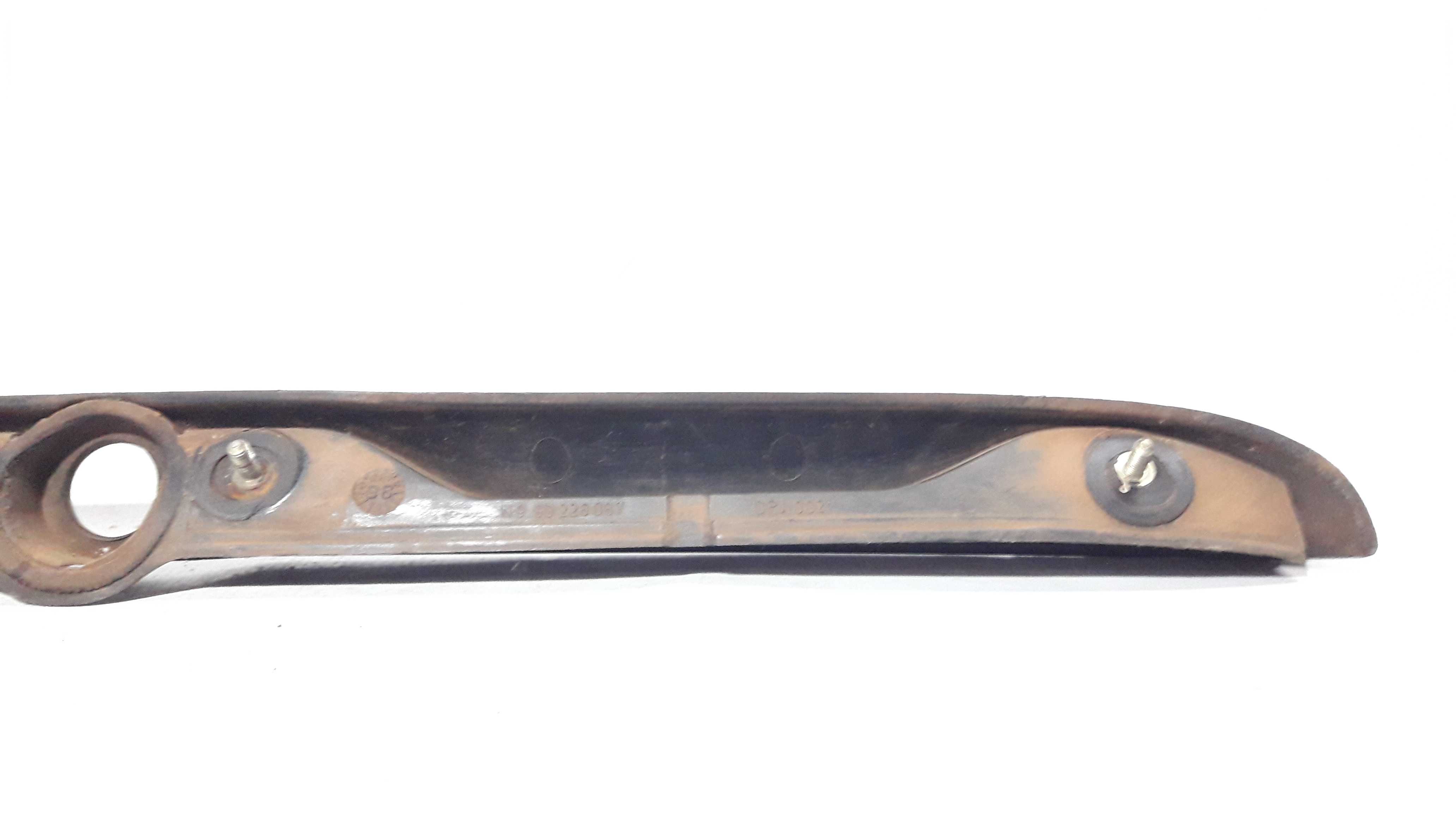 Friso Aplique Tampa Traseira Corsa Classic 96/5 93228097 – Pret 5