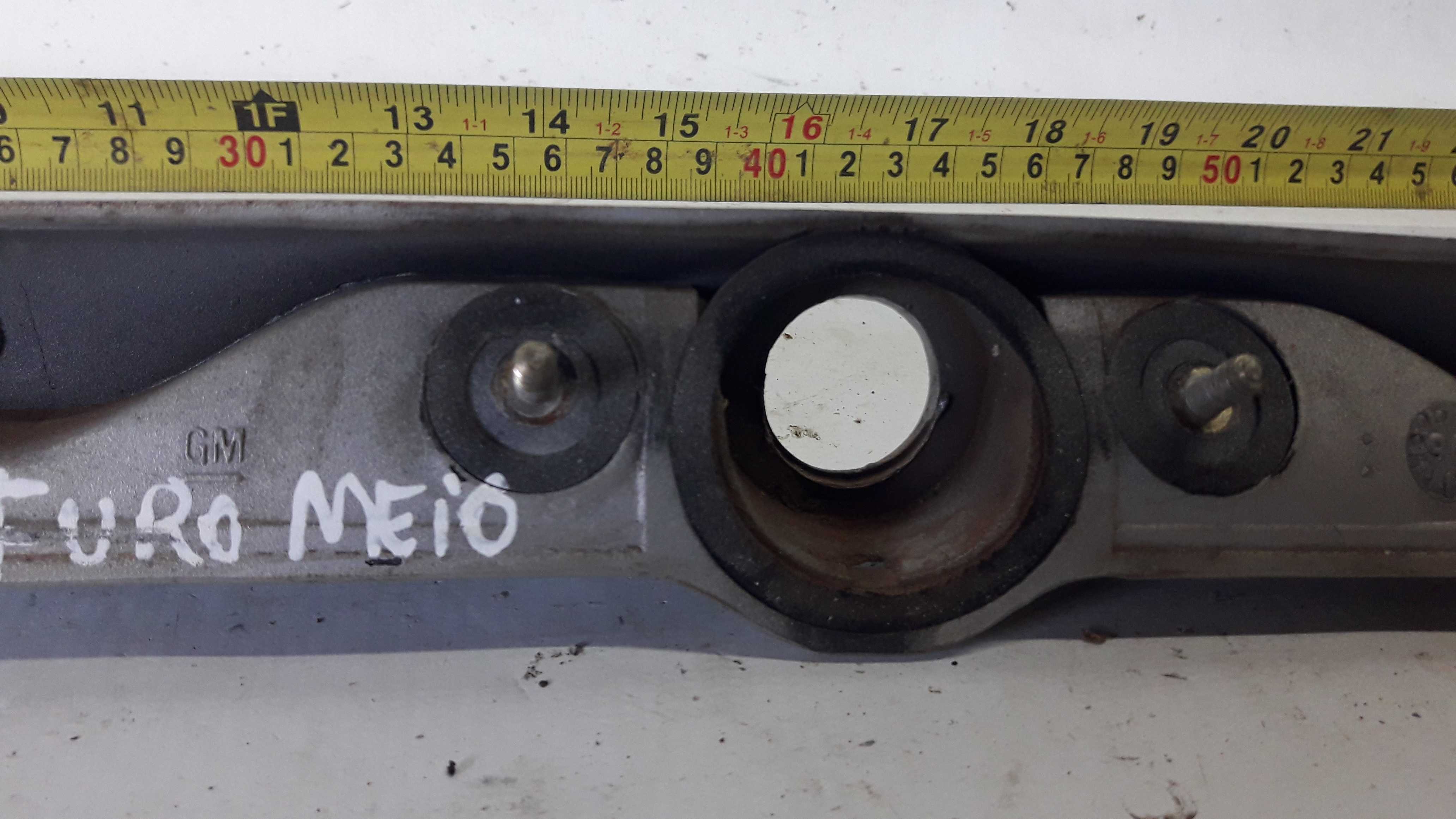 Friso Tampa Traseira Suporte Luz Placa Corsa Classic  24585 Cinza 6