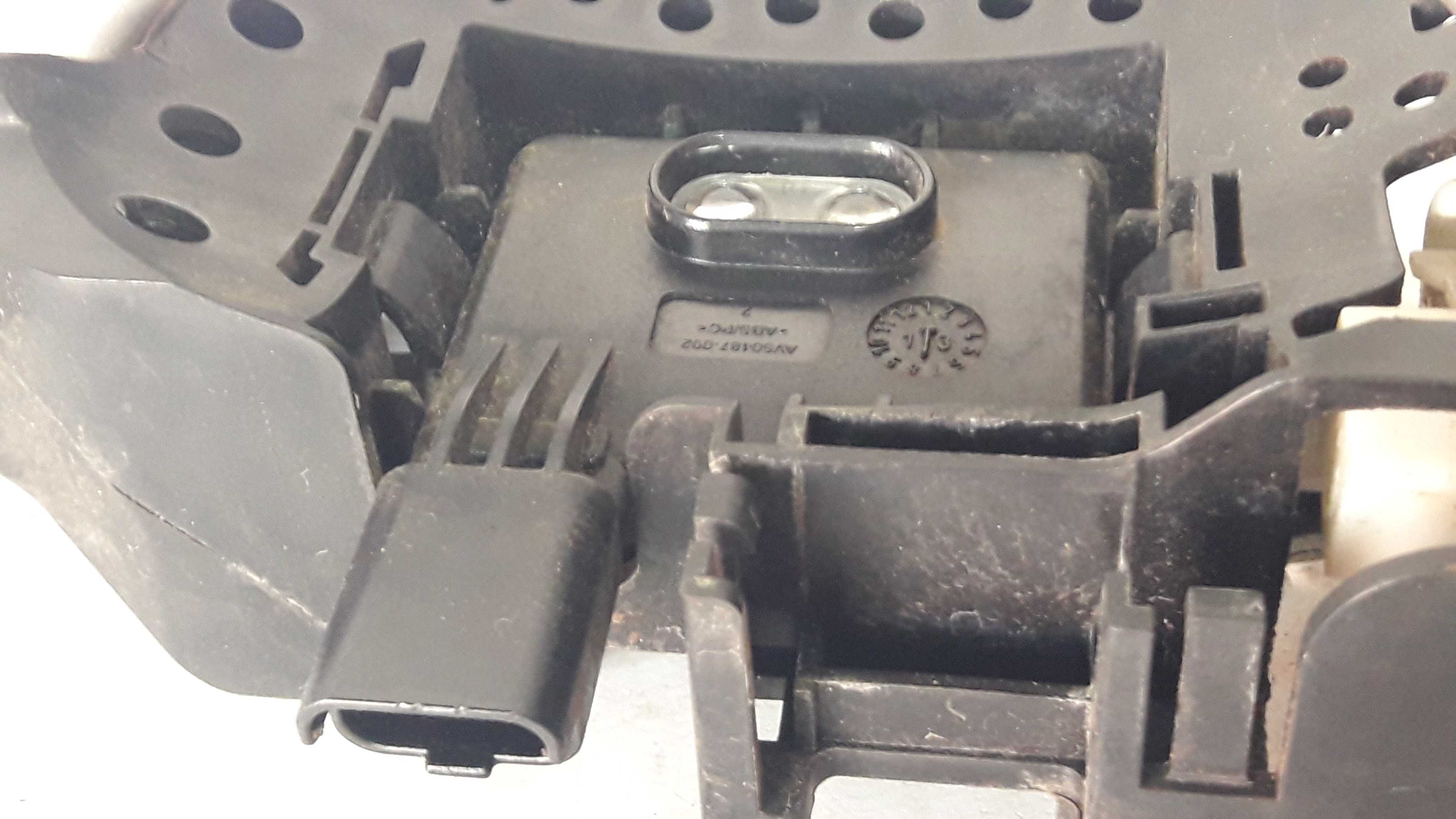 Maçaneta Externa Traseira Esquerda Fluence 11/15 Original 6