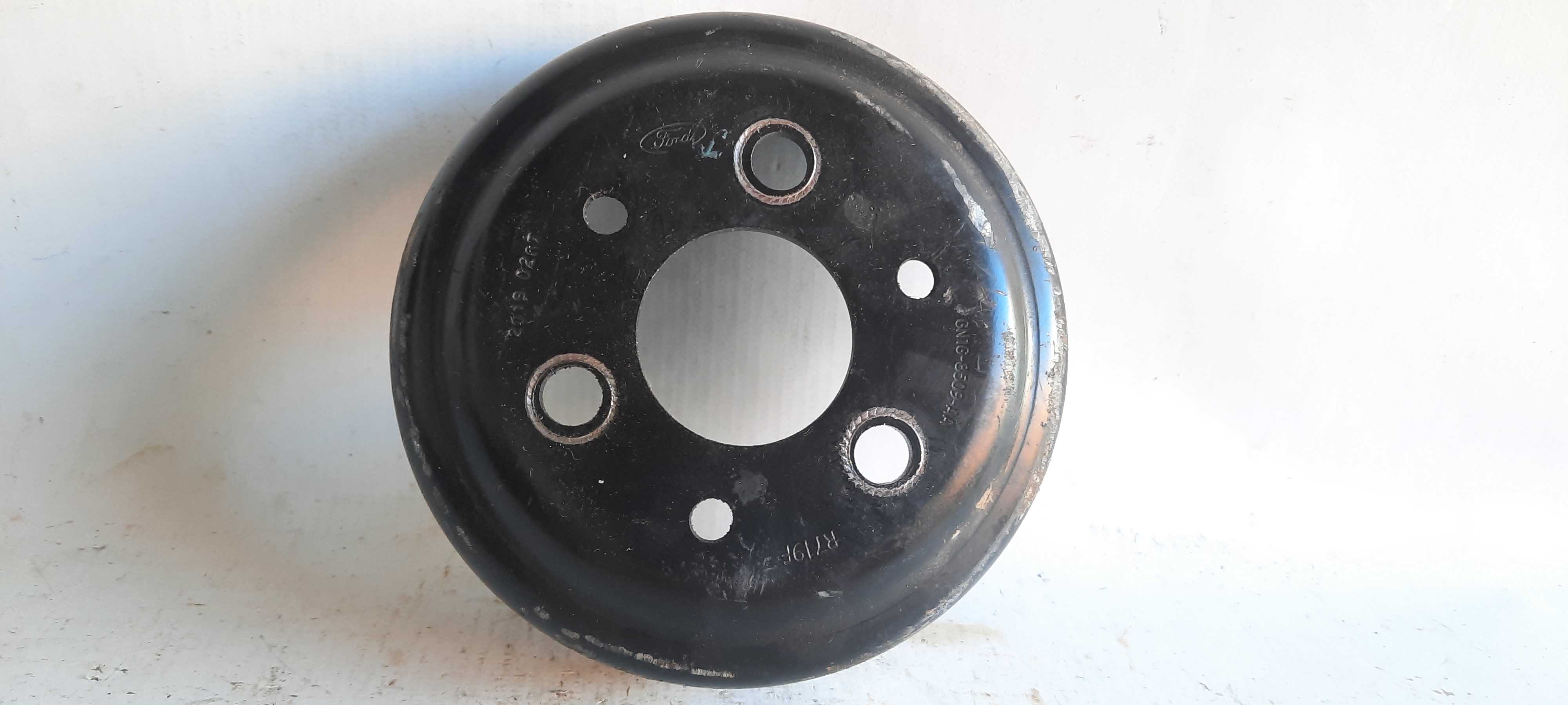 Polia Bomba Água Ford Ka 1.5 3cil 17 18 19 20 21 Gn1g8509aa 1