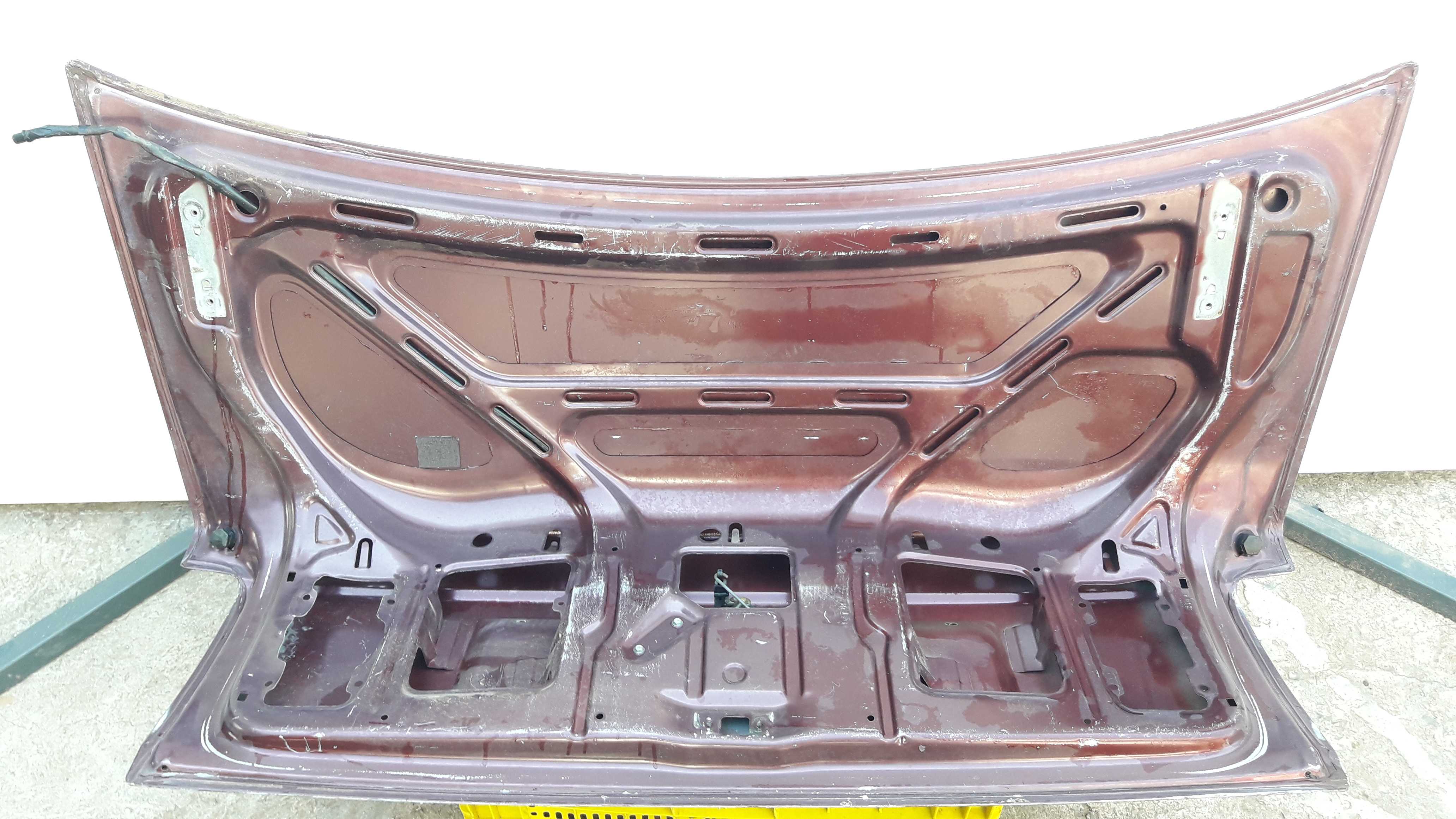 Tampa Traseira Gm Omega Bordo Original 3