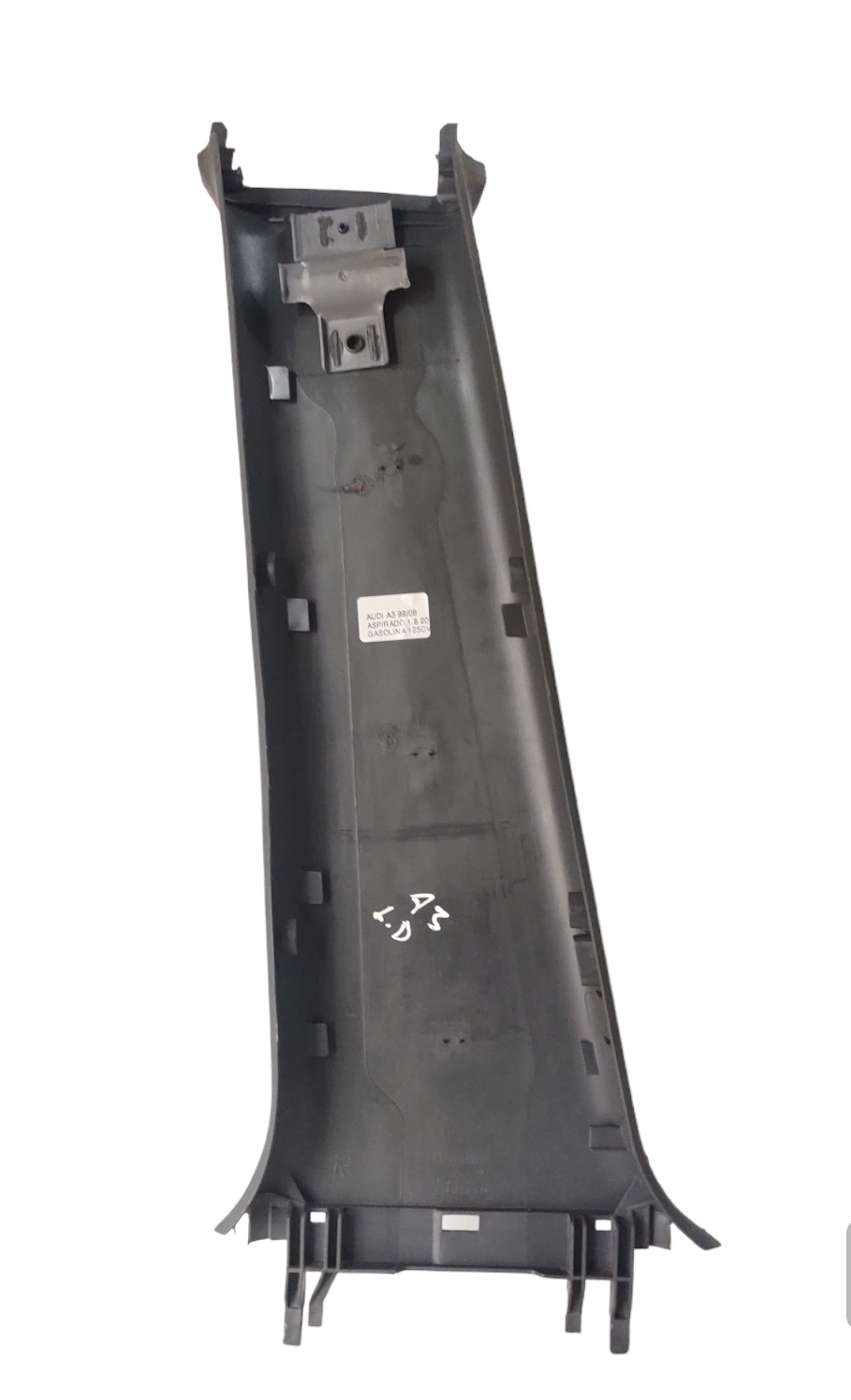 Moldura Direita Coluna Central Audi A3b99/6 8l4867244 24876 2