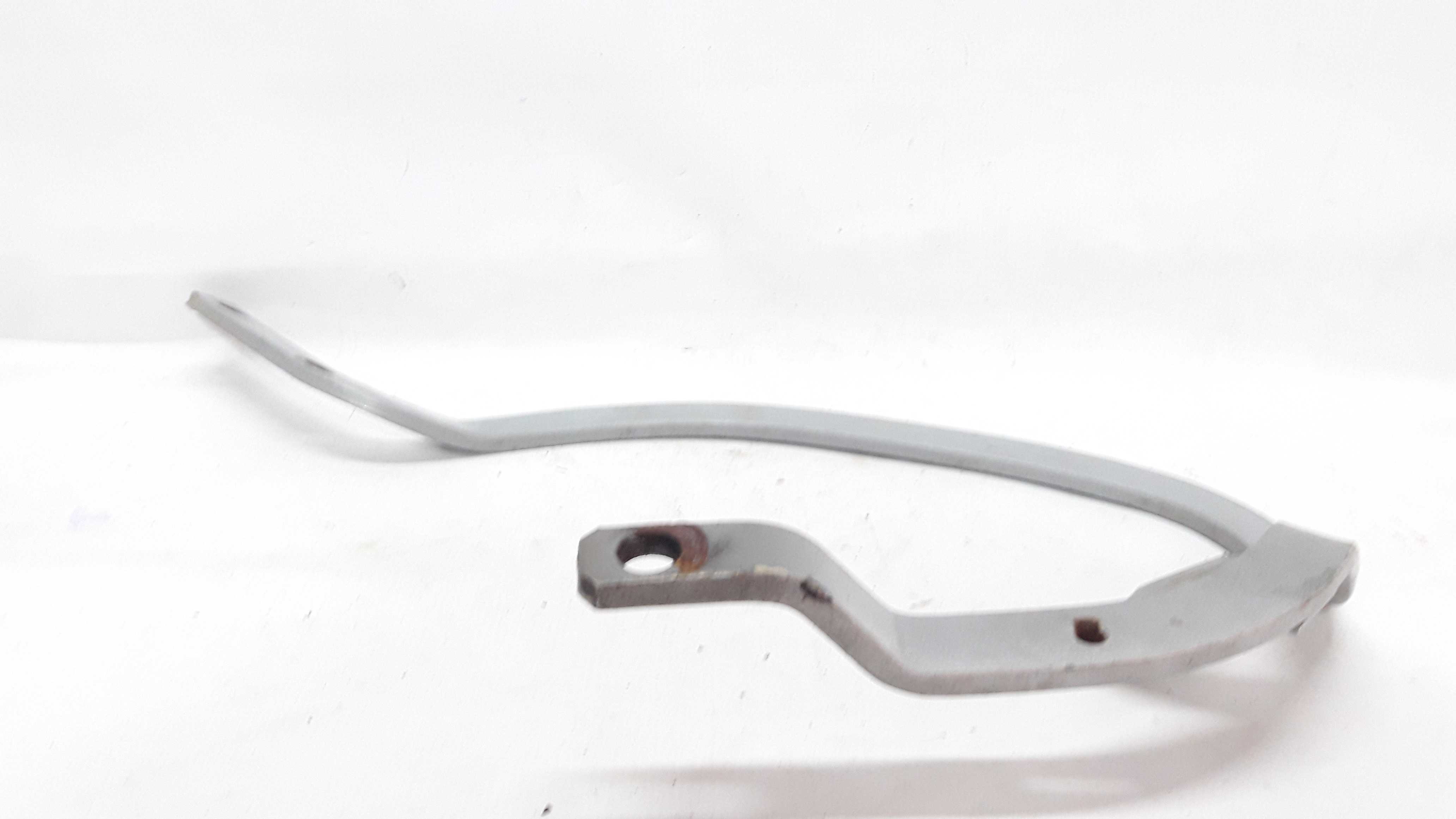 Dobradiça Esquerda Tampa Traseira Corsa Classic 96/10 932348 6