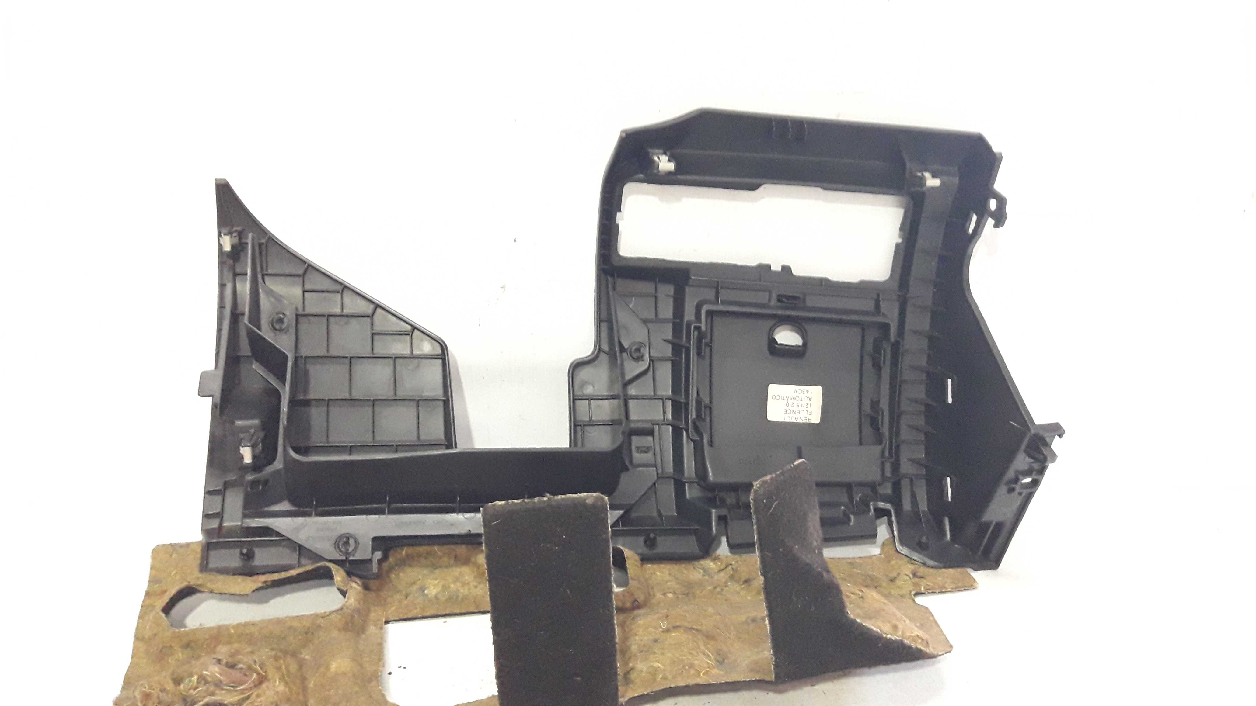 Moldura Inferior Painel Fluence 12 A 15 6892162454r 2