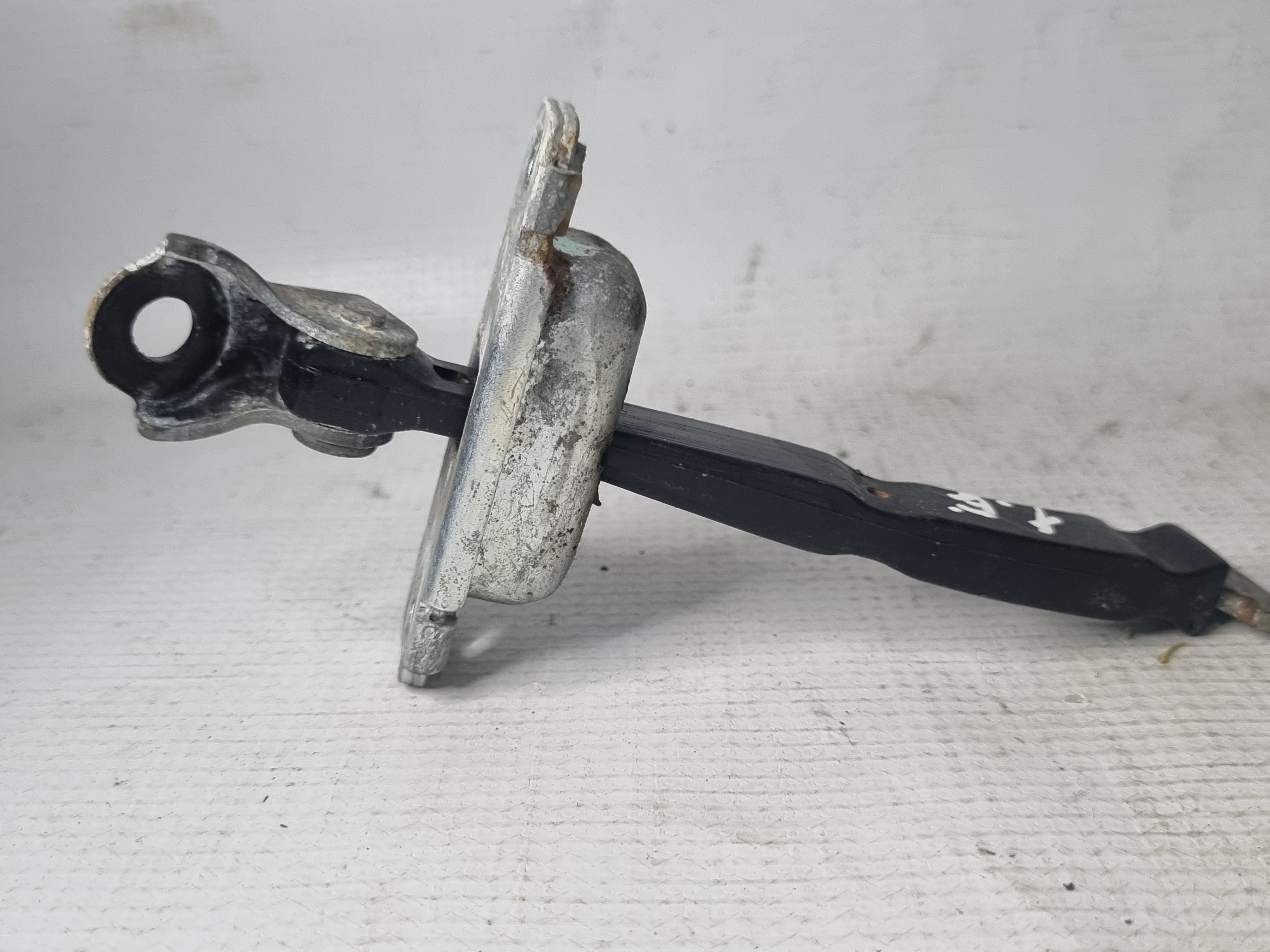 Limitador Porta Traseiro Esquerdo Hb20x Original 3