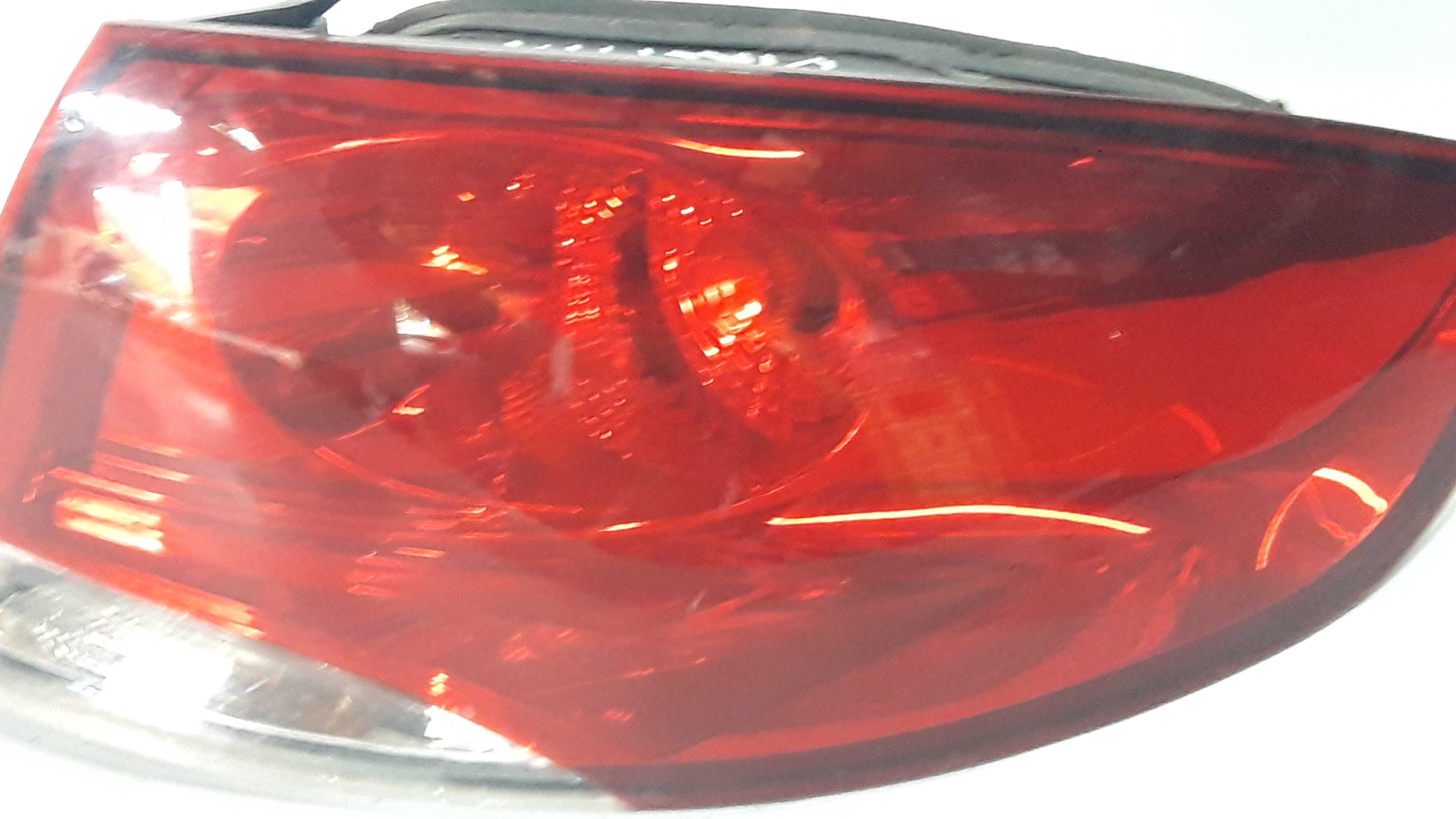Lanterna Traseira Lateral Direita Siena 2009/2012 Original Vermelho 7