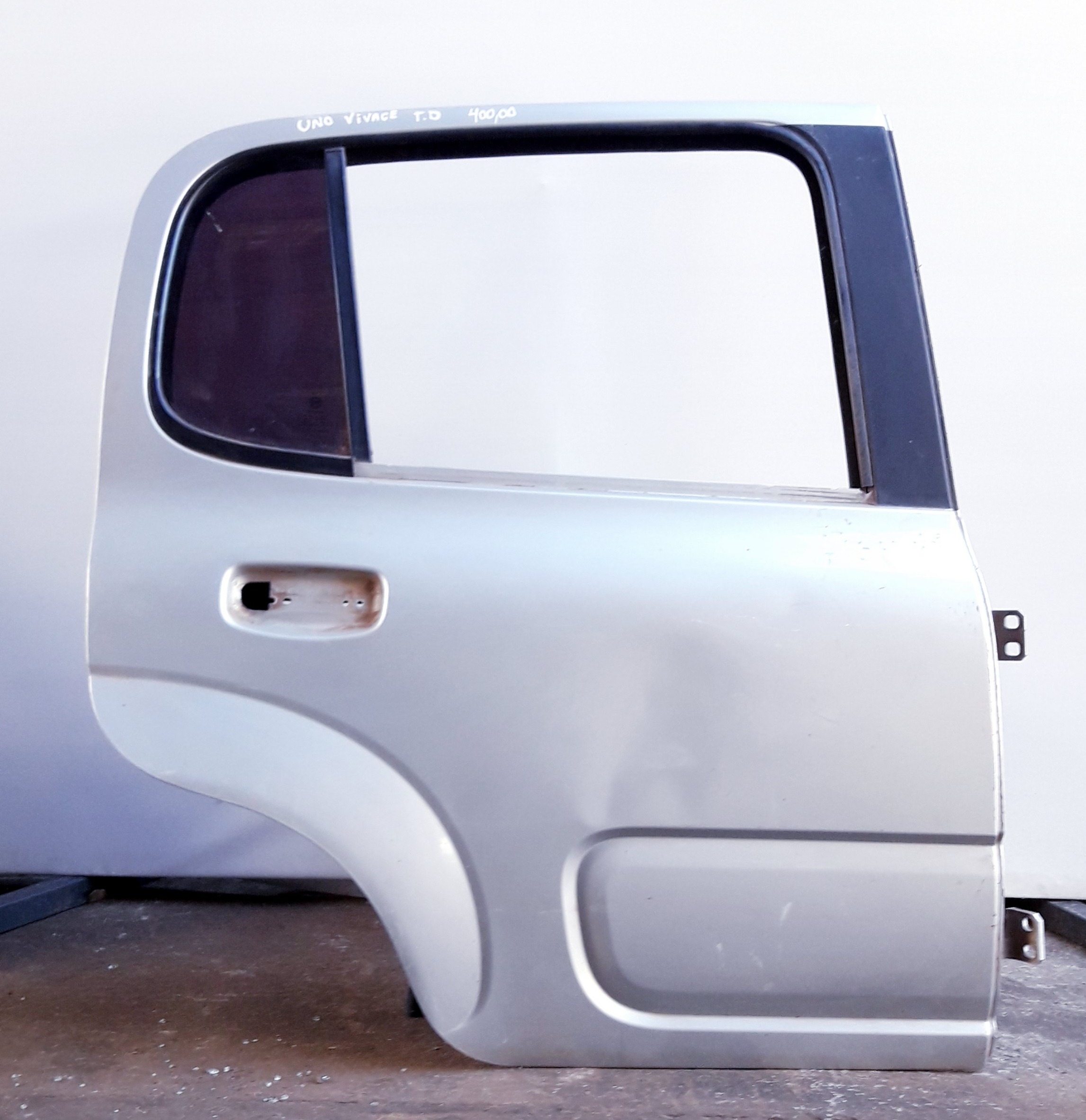 Porta Traseira Direita Fiat Uno Vivace Original Prata 1