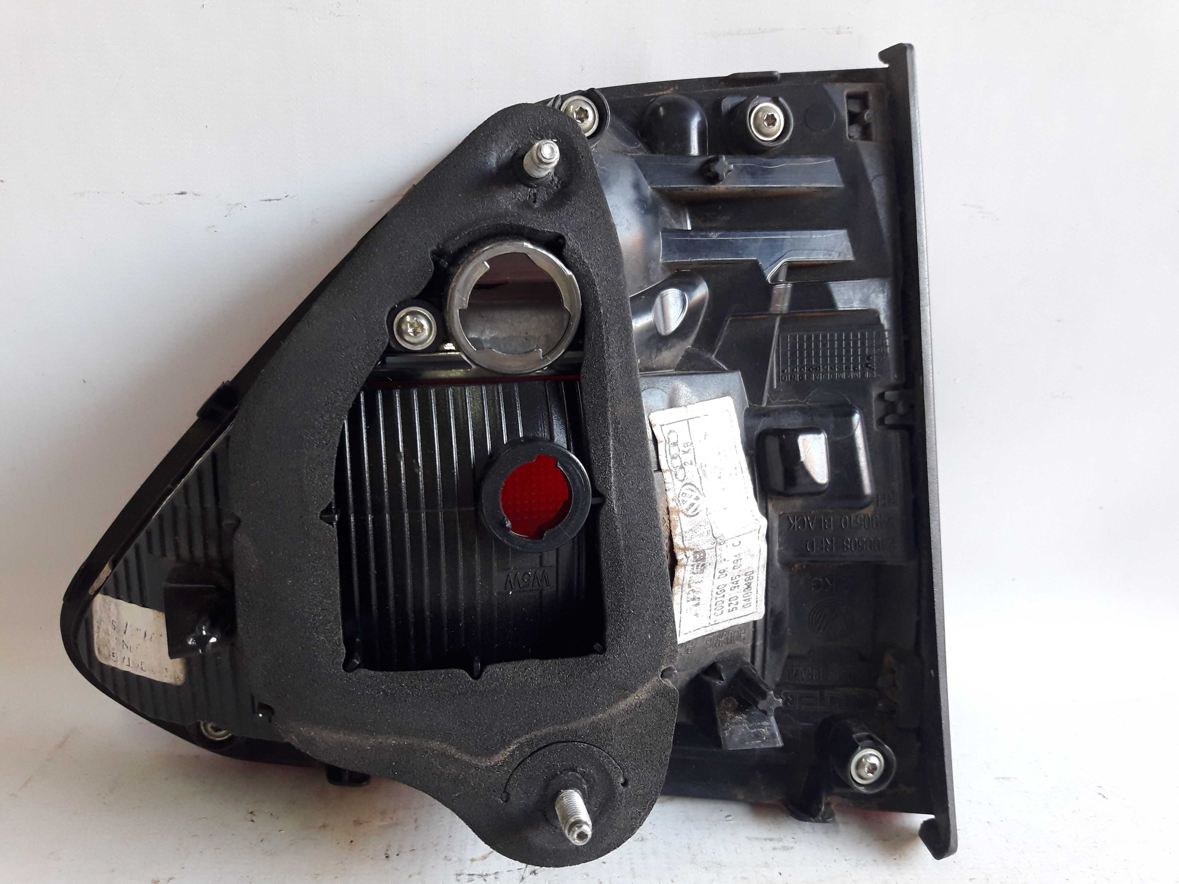 Lanterna Tampa Traseira Direita Fox 2016 2017/2020 Original 4