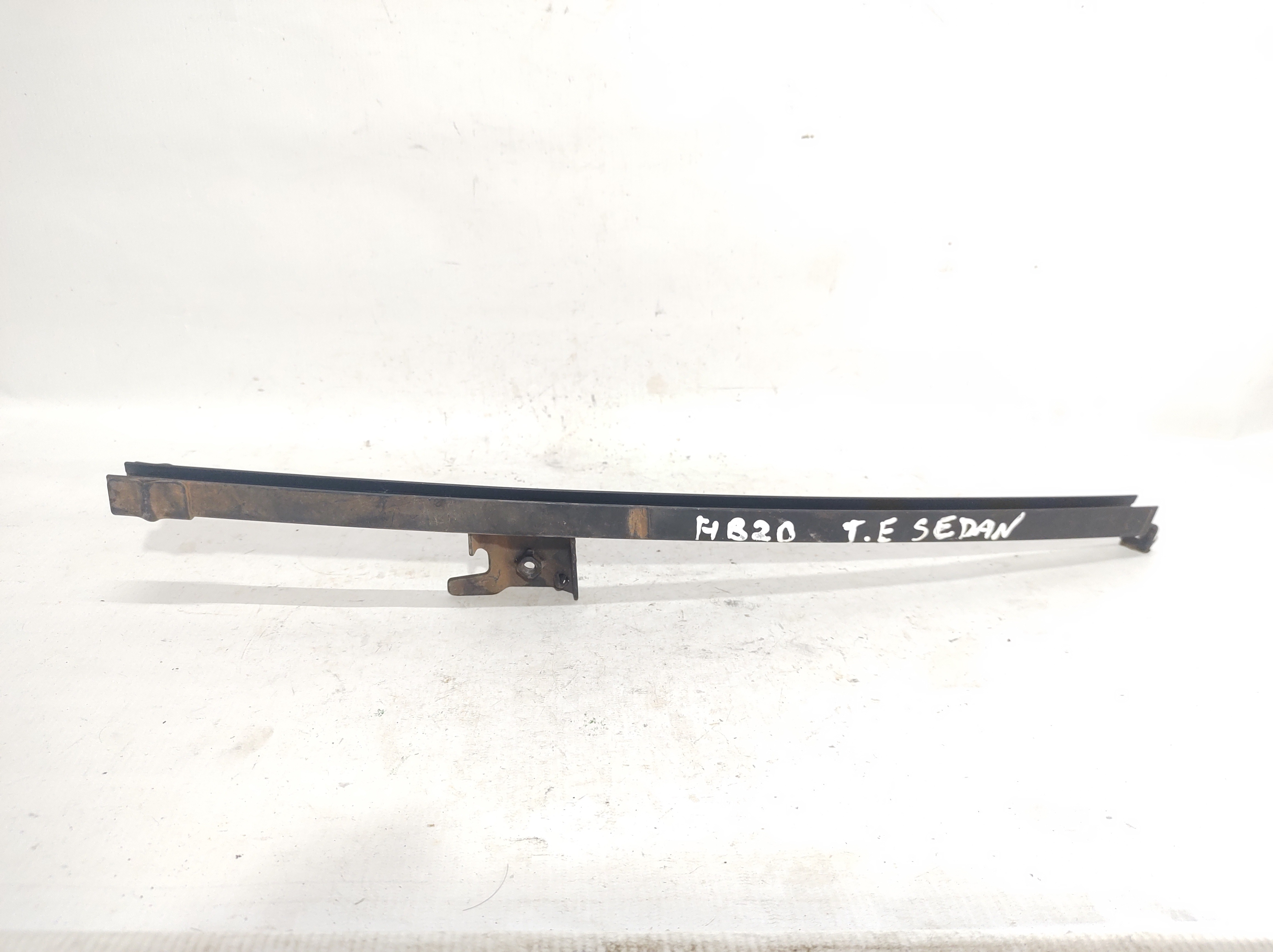 Guia Canaleta Vidro Traseiro Esquerdo Hb20 Sedan 15a 19 – Preto 5