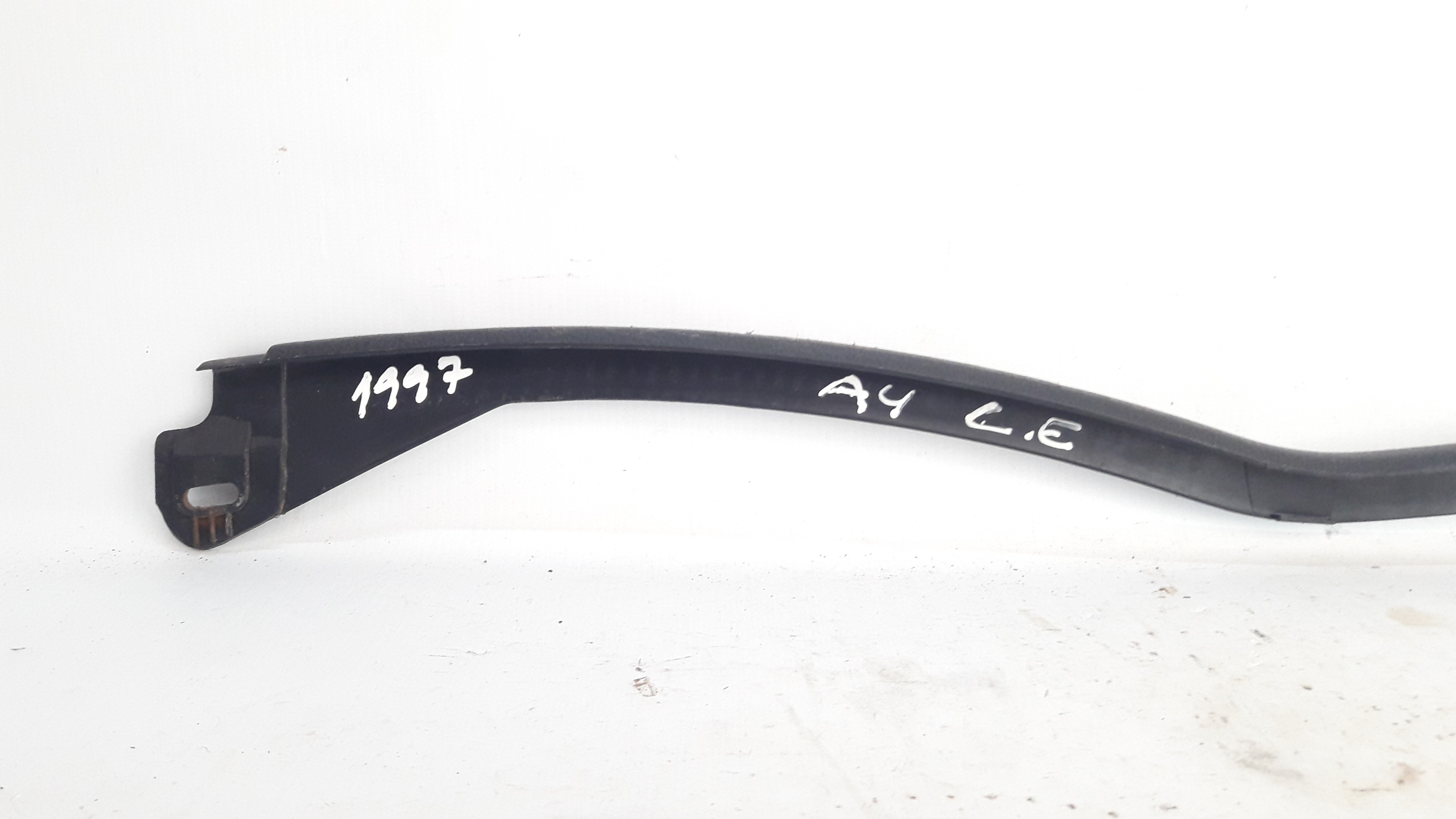 Moldura Banco Traseiro Esquerdo Audi A4 96 A 99 8d0867767 3