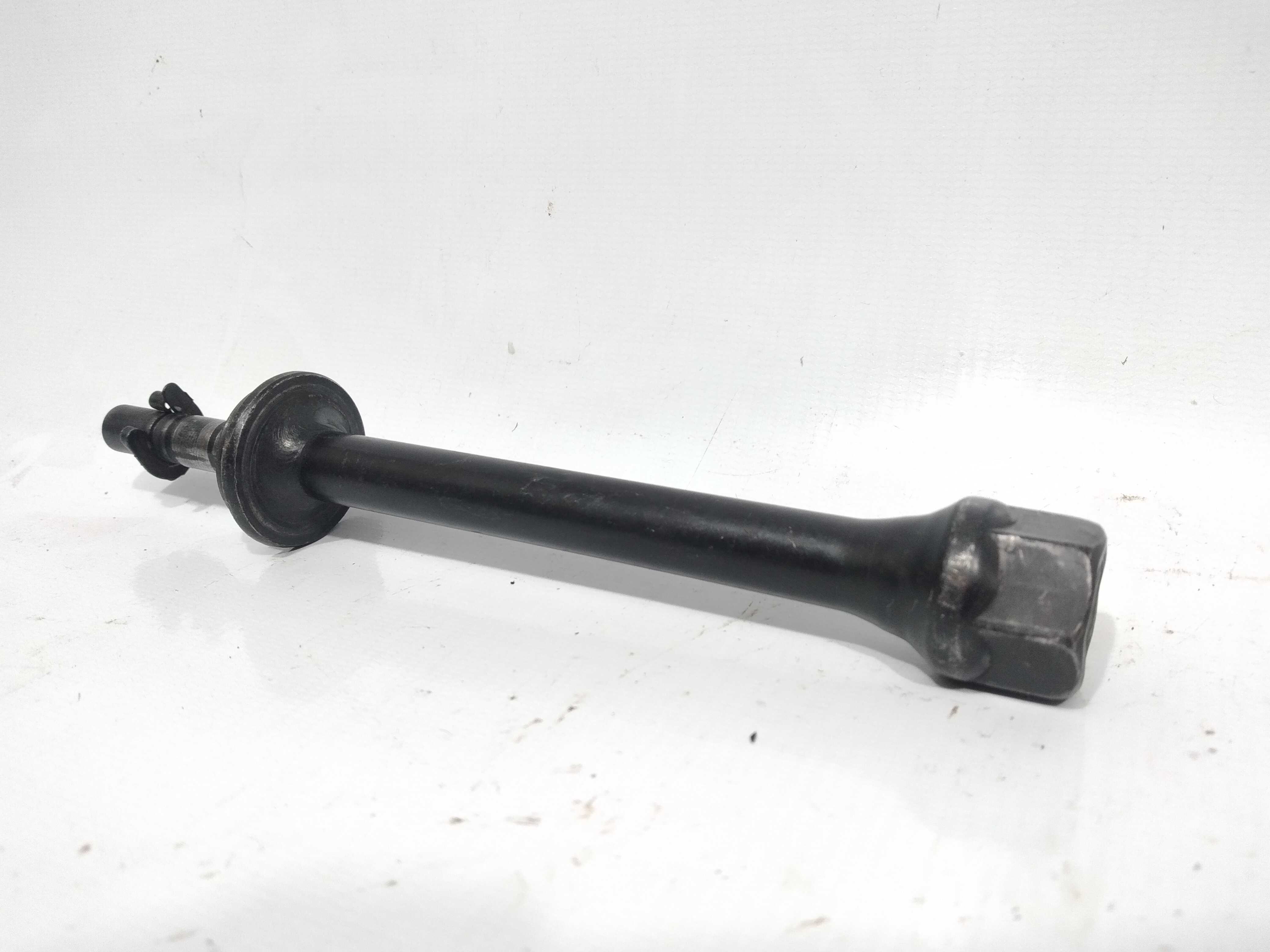 Parafuso Fixação Estepe Kia Sorento 2010 A 2013 Original 2