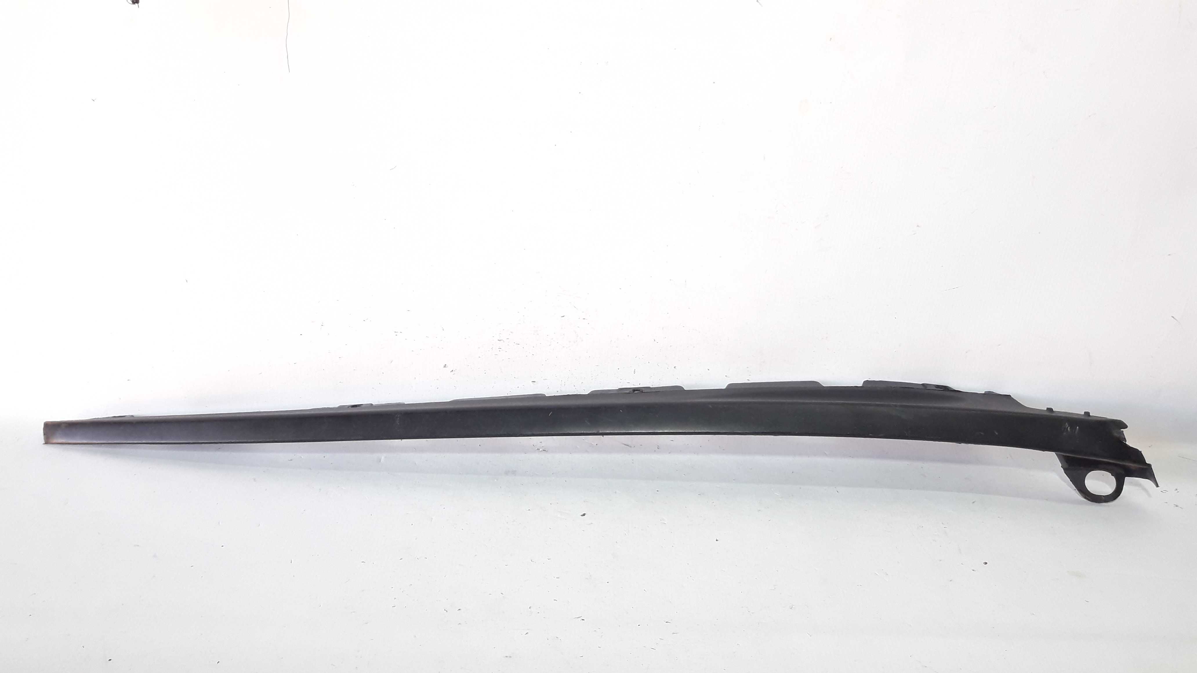 Moldura Esquerda Parabrisa Palio/siena/strada 4/12 517152470