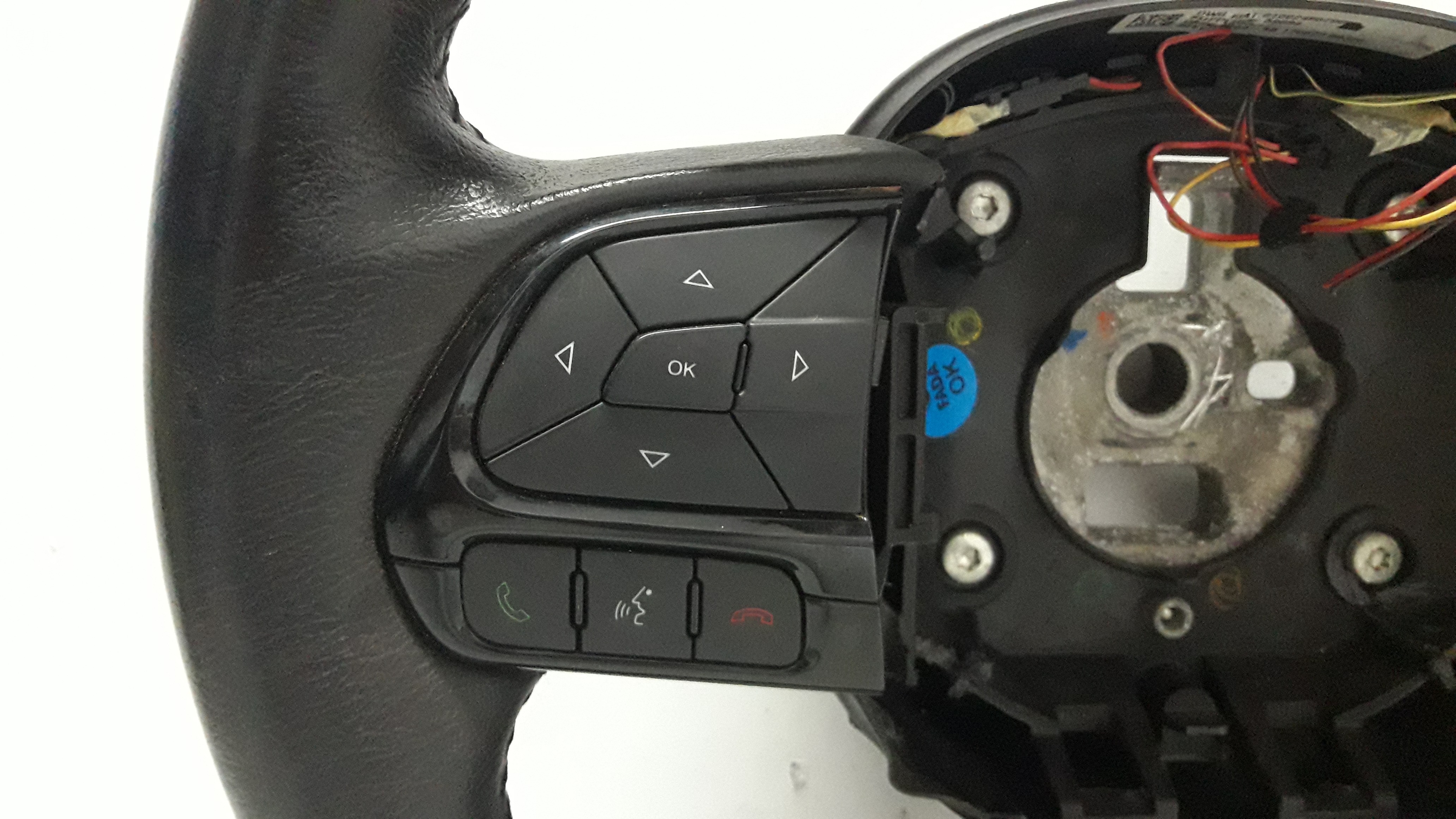 Volante  Com Comandos Sem Padle Shifts Toro  16 A 21  Preto 3