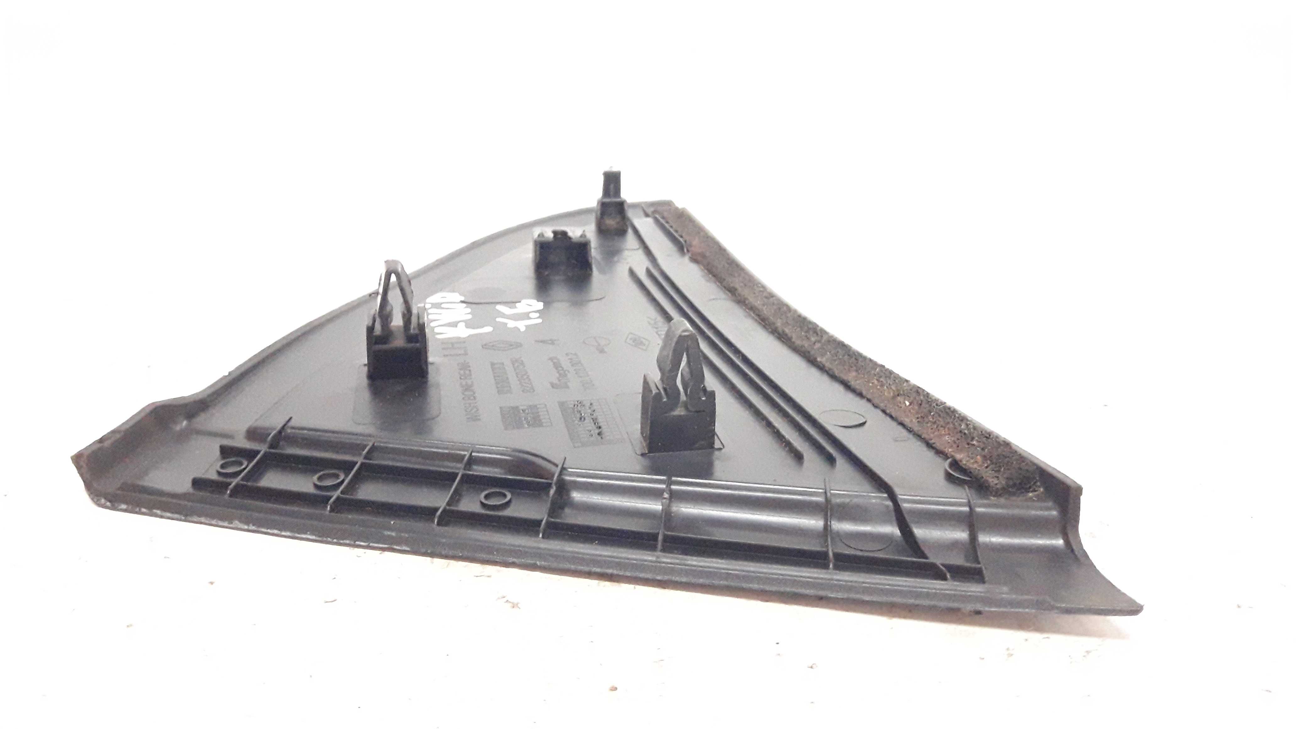 Moldura Porta Traseira Esquerda Kwid 822350752r Preto 5