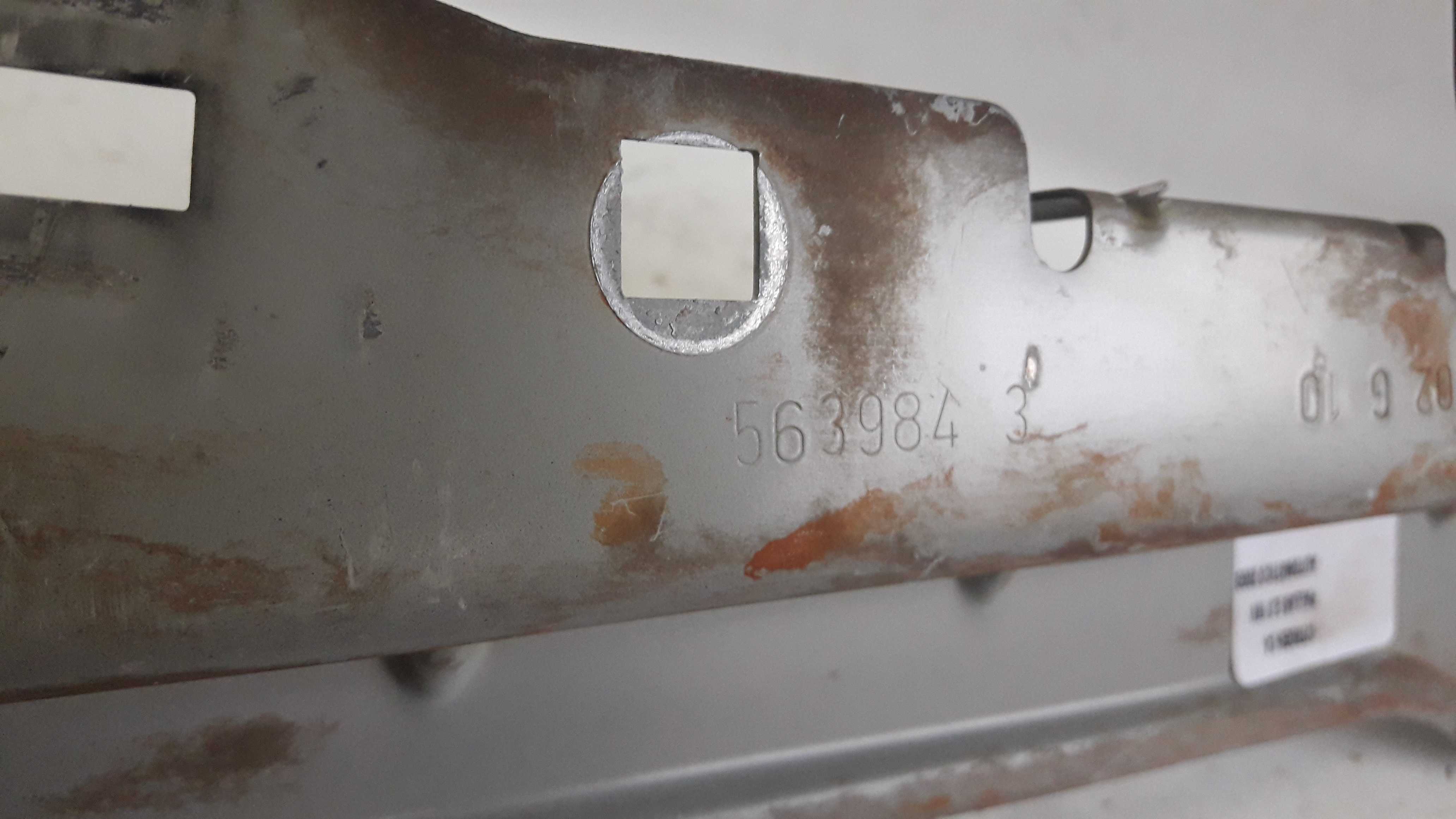 Suporte Para-lama Esquerdo Citroen C4 Pallas 08/12 6