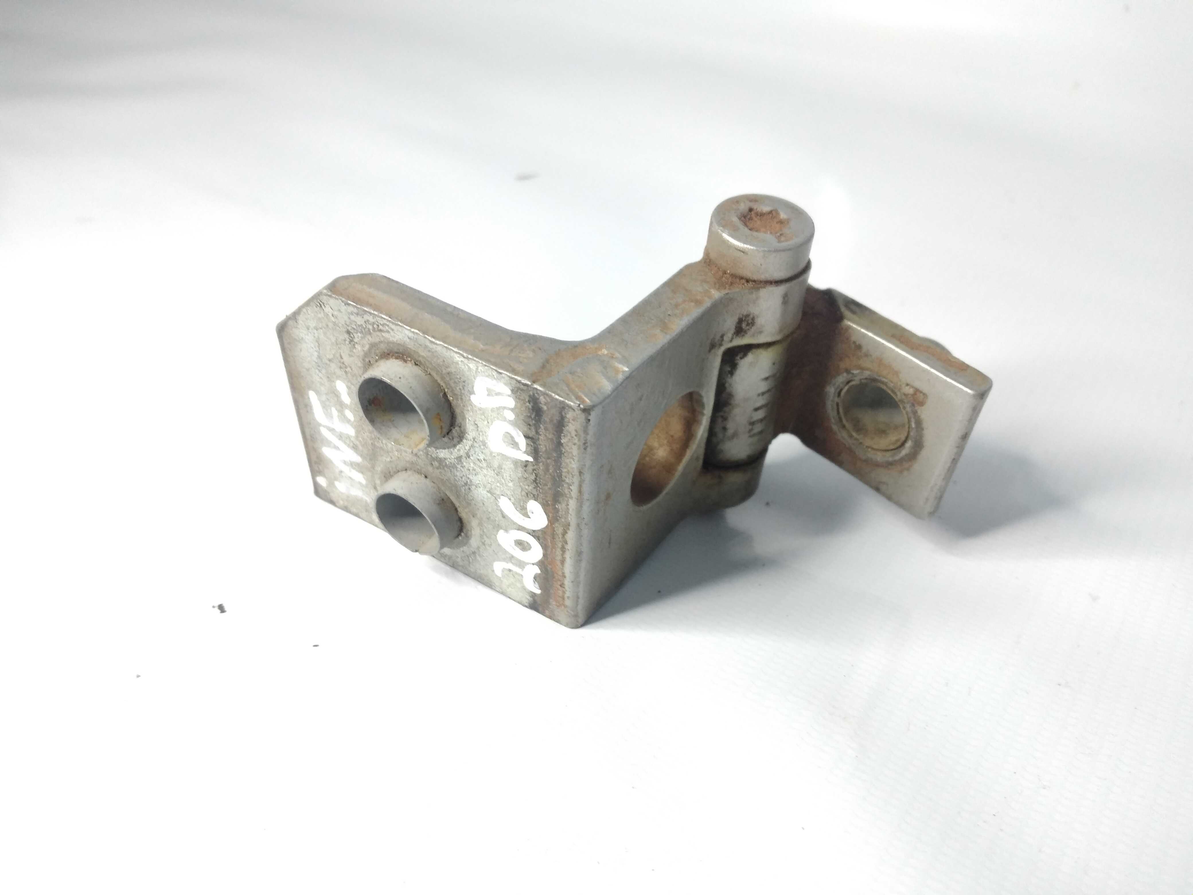 Dobradiça Porta Dianteira Direita Inferior Peugeot 206 1