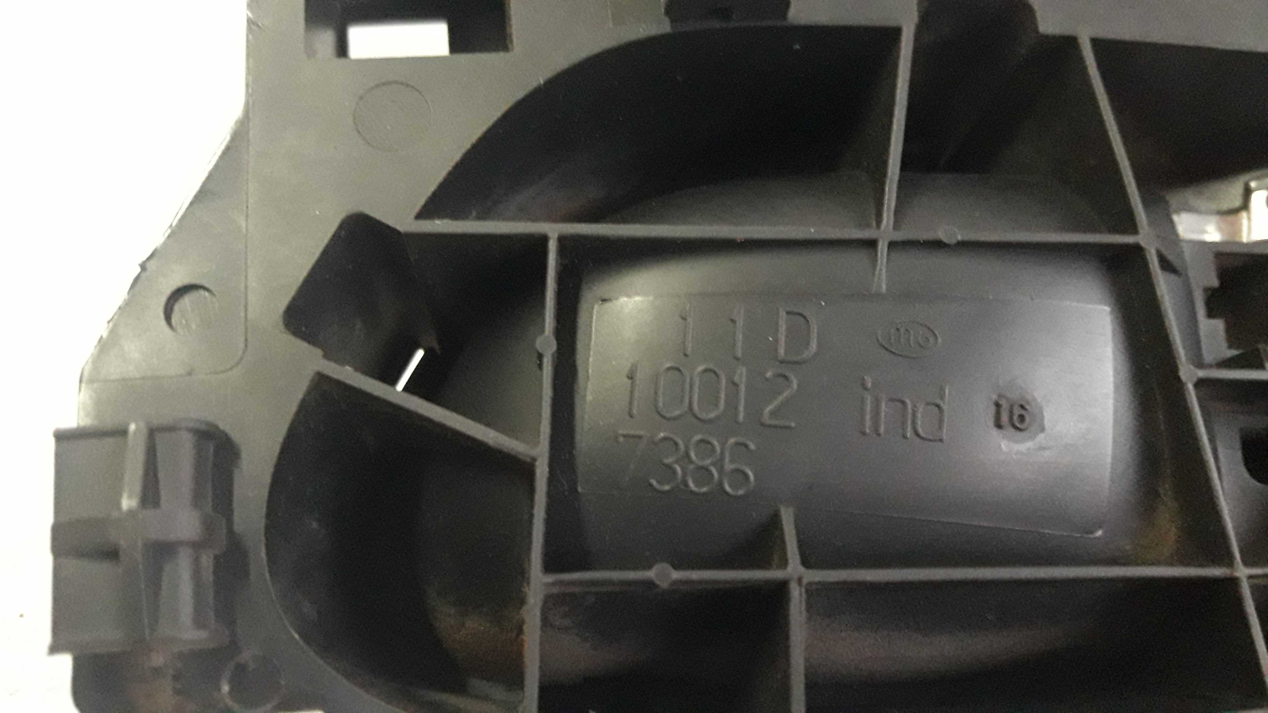 Maçaneta Interna Traseira Direita C4 Pallas Aut 2009 Cromada Traseira 4