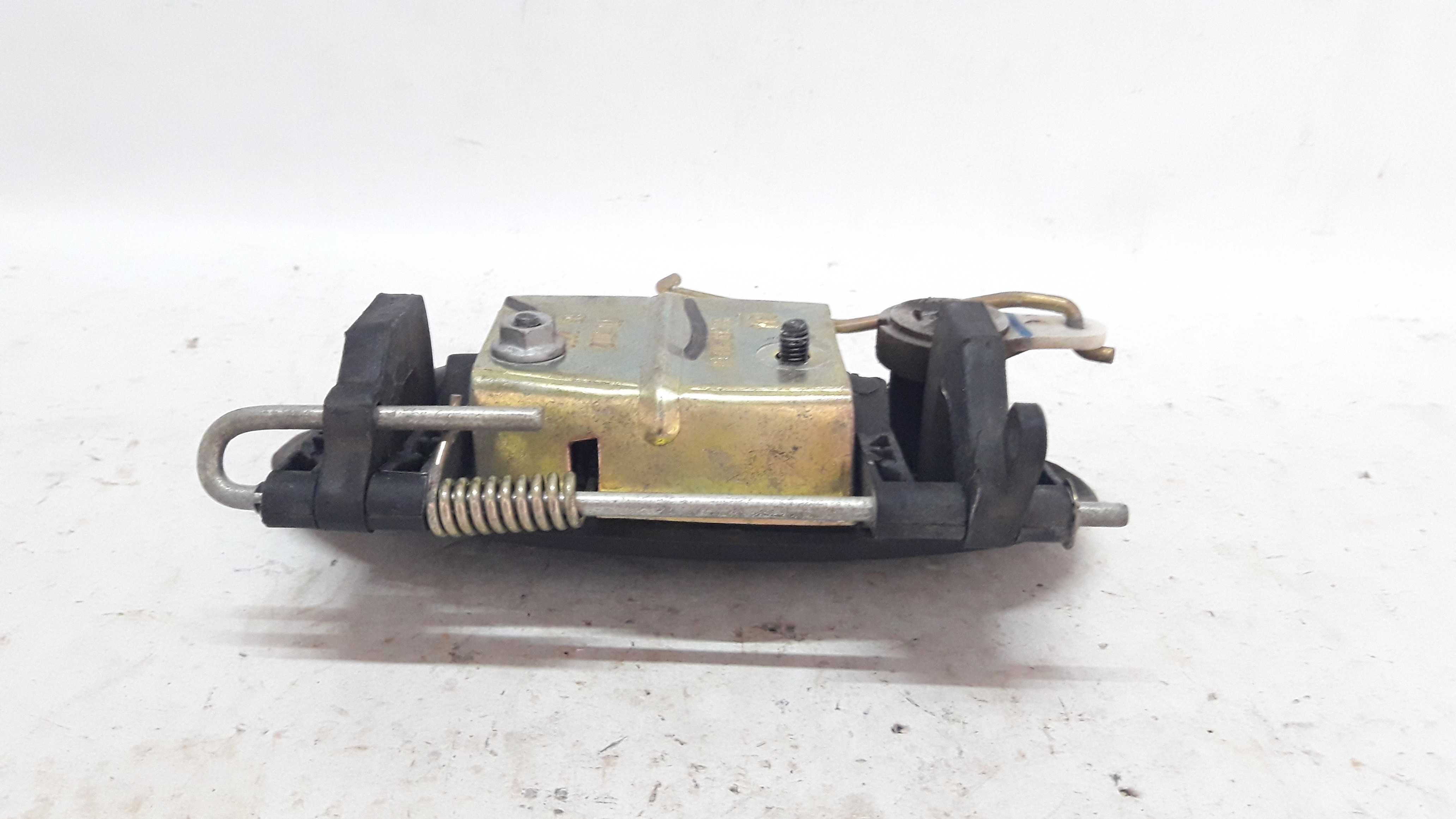 Maçaneta Externa Dianteira Esquerda Celta 02 A 15 – Preto – Dianteira 3