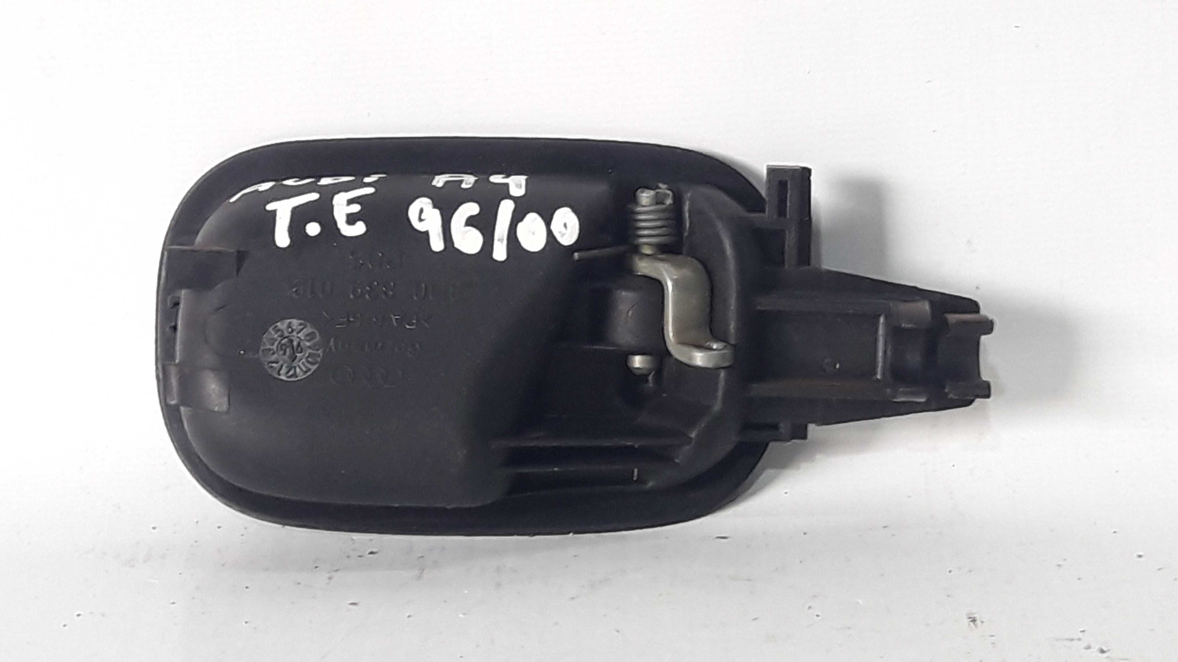 Maçaneta Interna Tras Esquerda Audi A4 96/00 8d0839019 Cromado Traseira 2