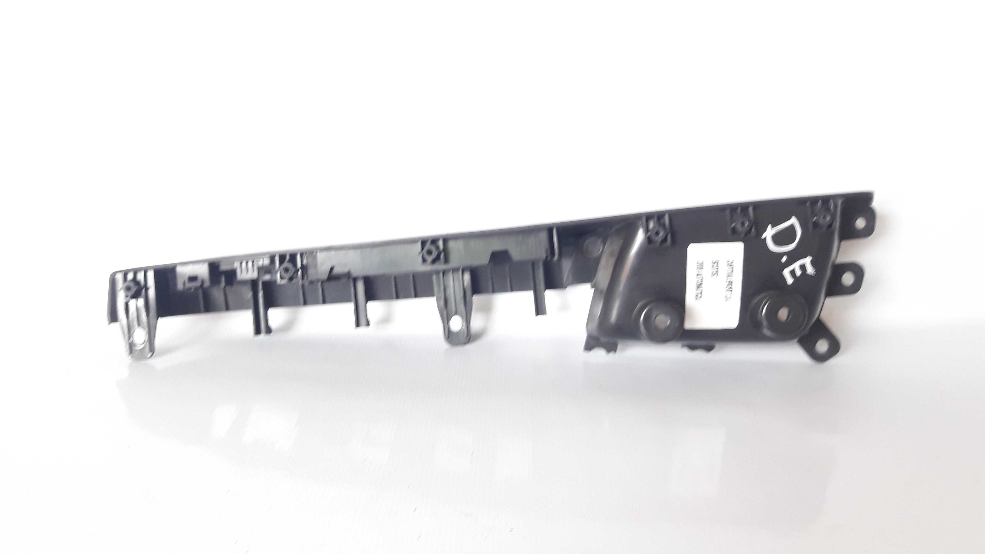 Moldura Botão Vidro Elétrico Diant Esquerdo Captiva Sport 4